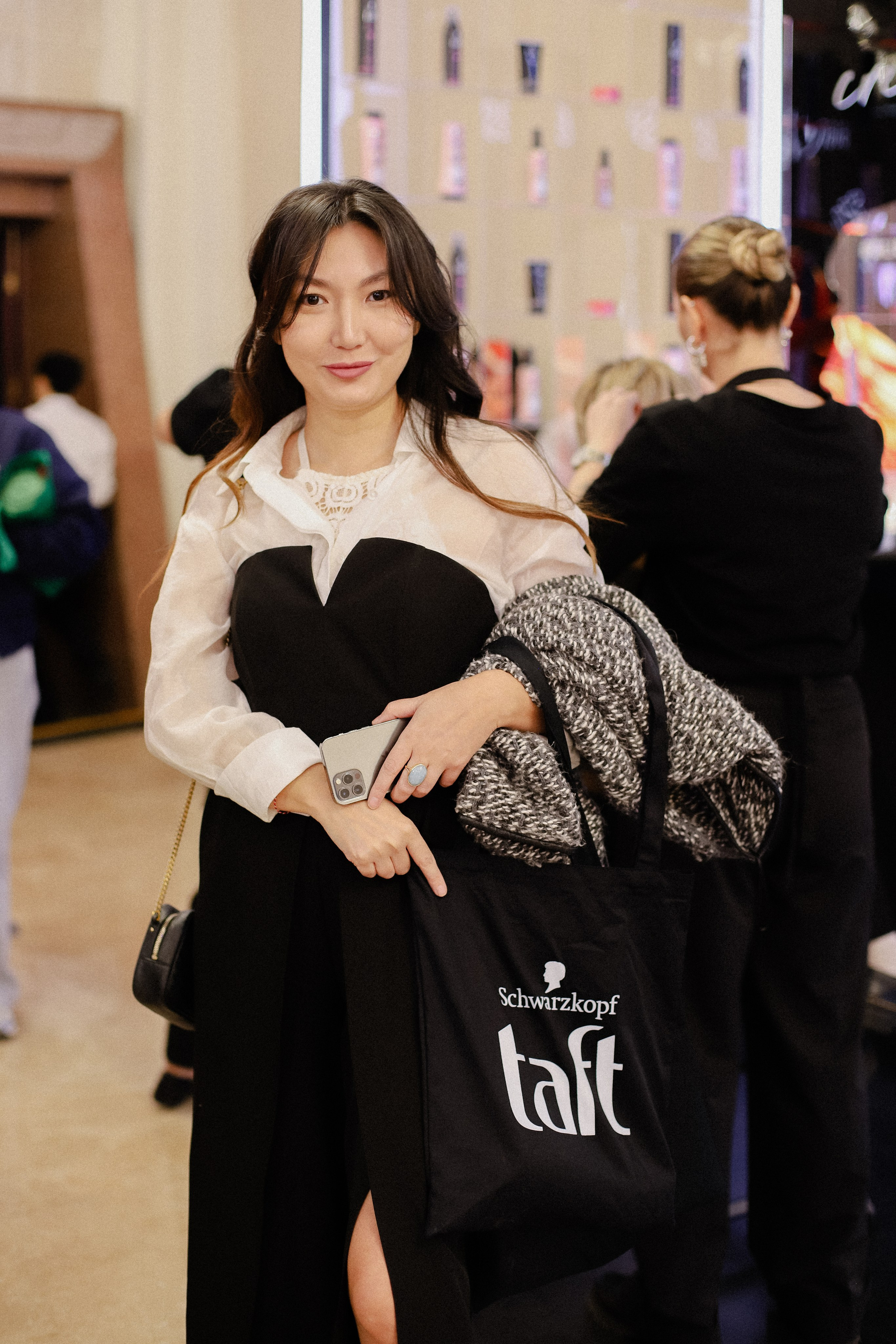 17.10 FWA зона Schwarzkopf и Perwoll. Фотограф в Алматы и Москве Даша Пушкина