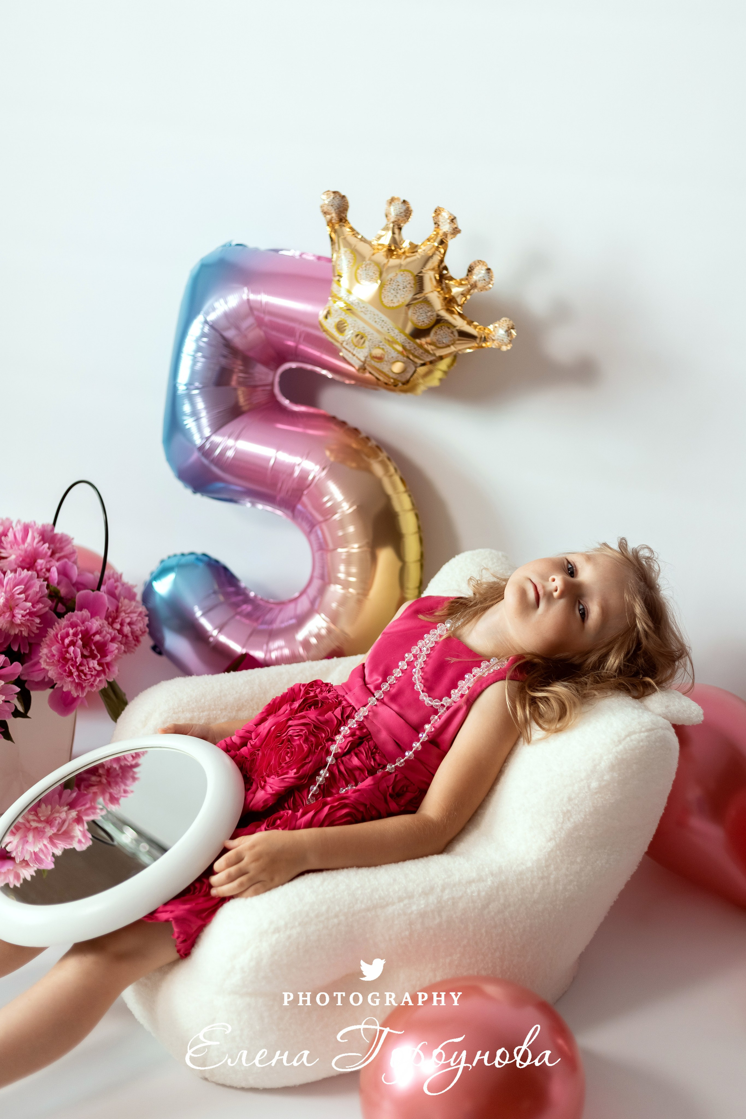 «Модница в розовом» В моей студии. Вероника и Александра. 2024. Фотограф Пермь. Свадьбы. Семья и дети, школа, д. сад. Фотокниги