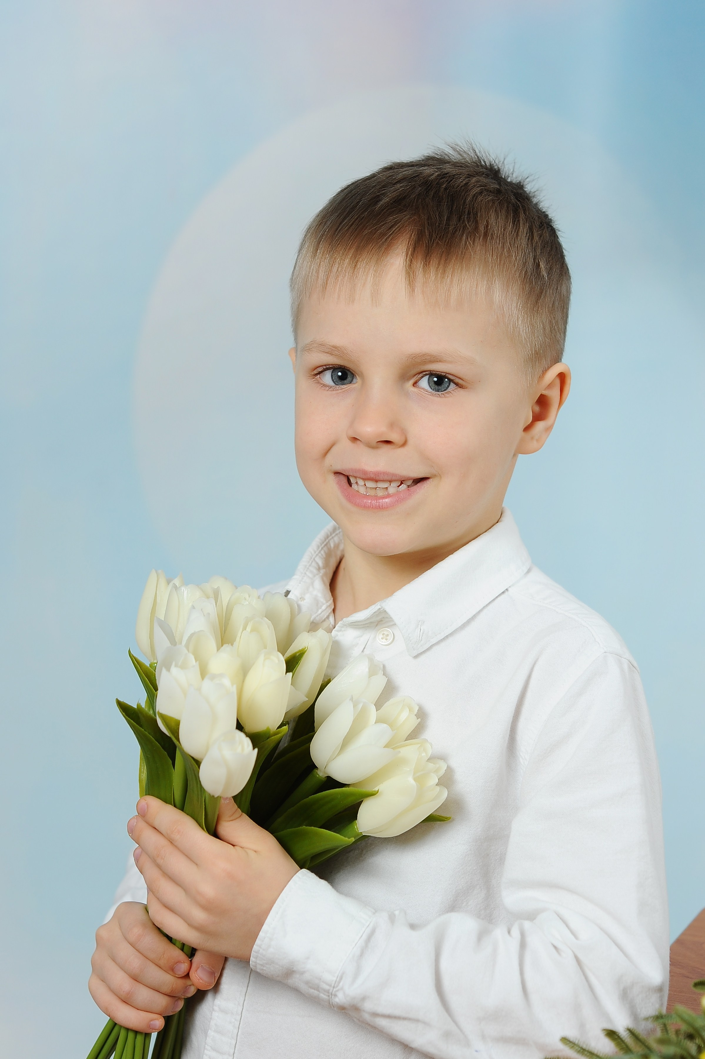 Весенние цветы 25. Детский портрет