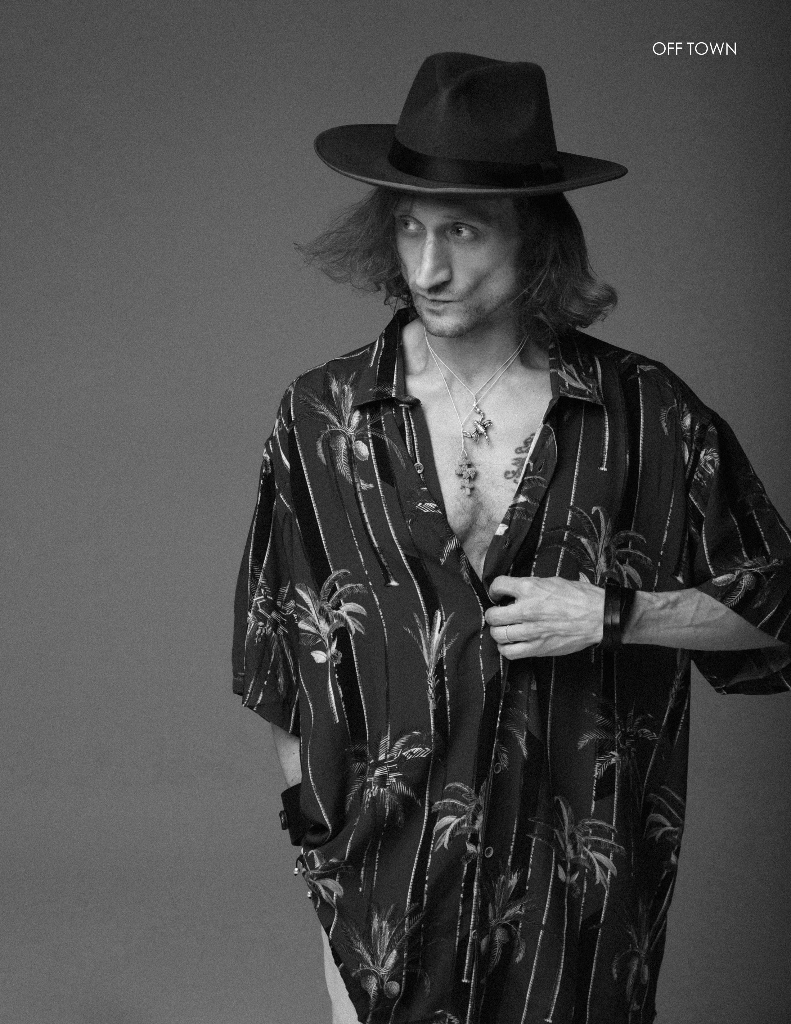 Мужской студийный портрет для журнала. Фотограф Дарья Едапина Новосибирск