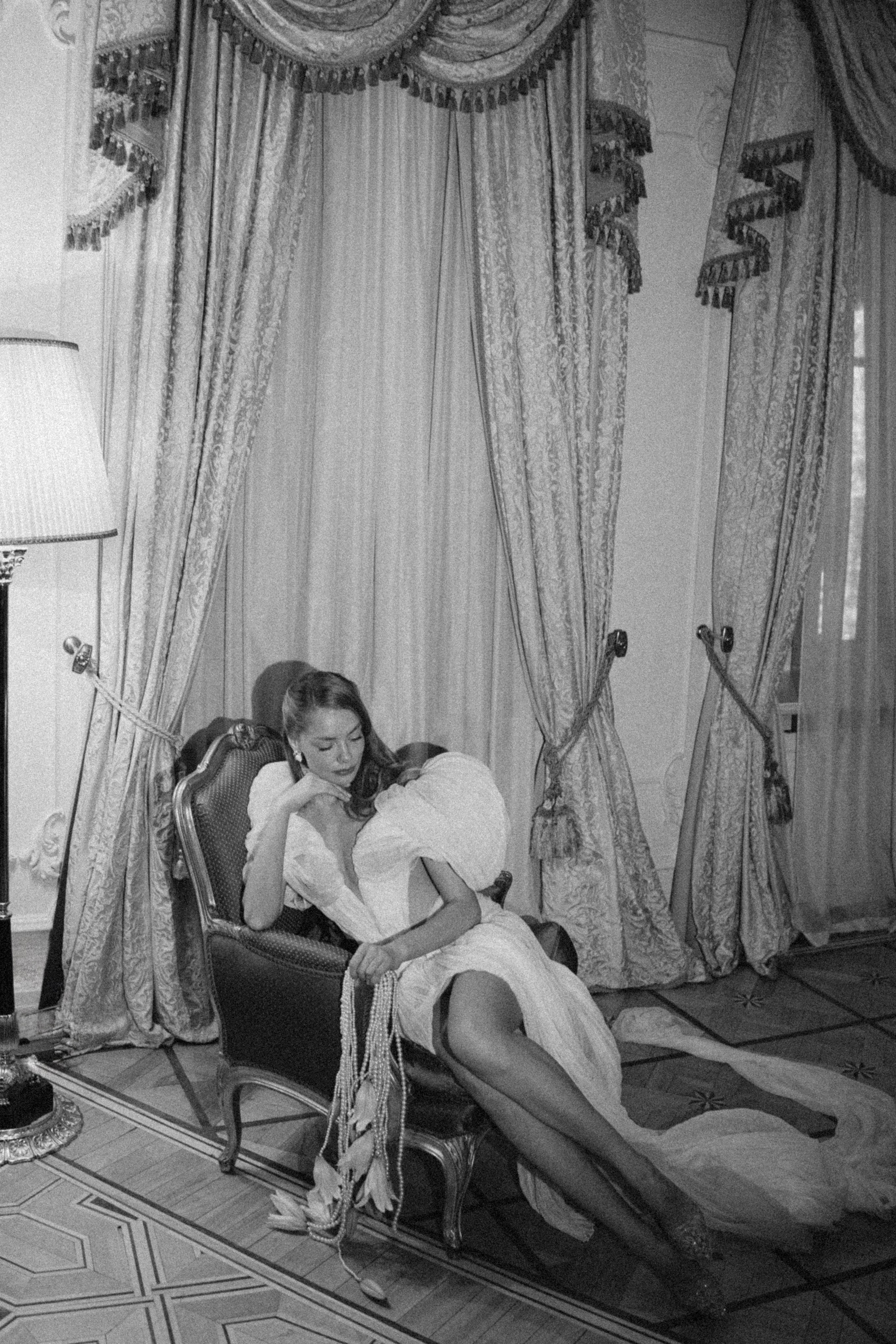 Свадебная фотосъемка в отеле Савой. Свадебный фотограф Москва