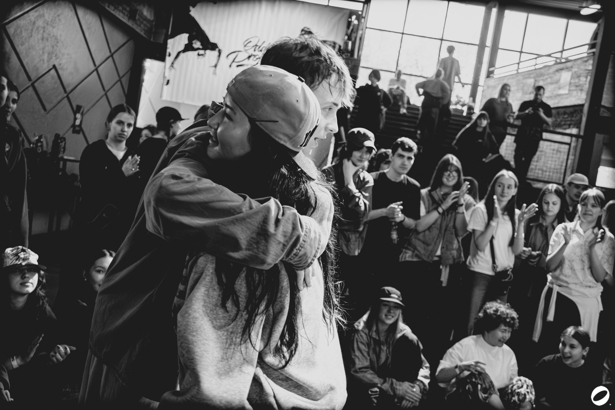 ODD.CLUB 04/04 (@youlovebu). Соня бу тебя сфоткала