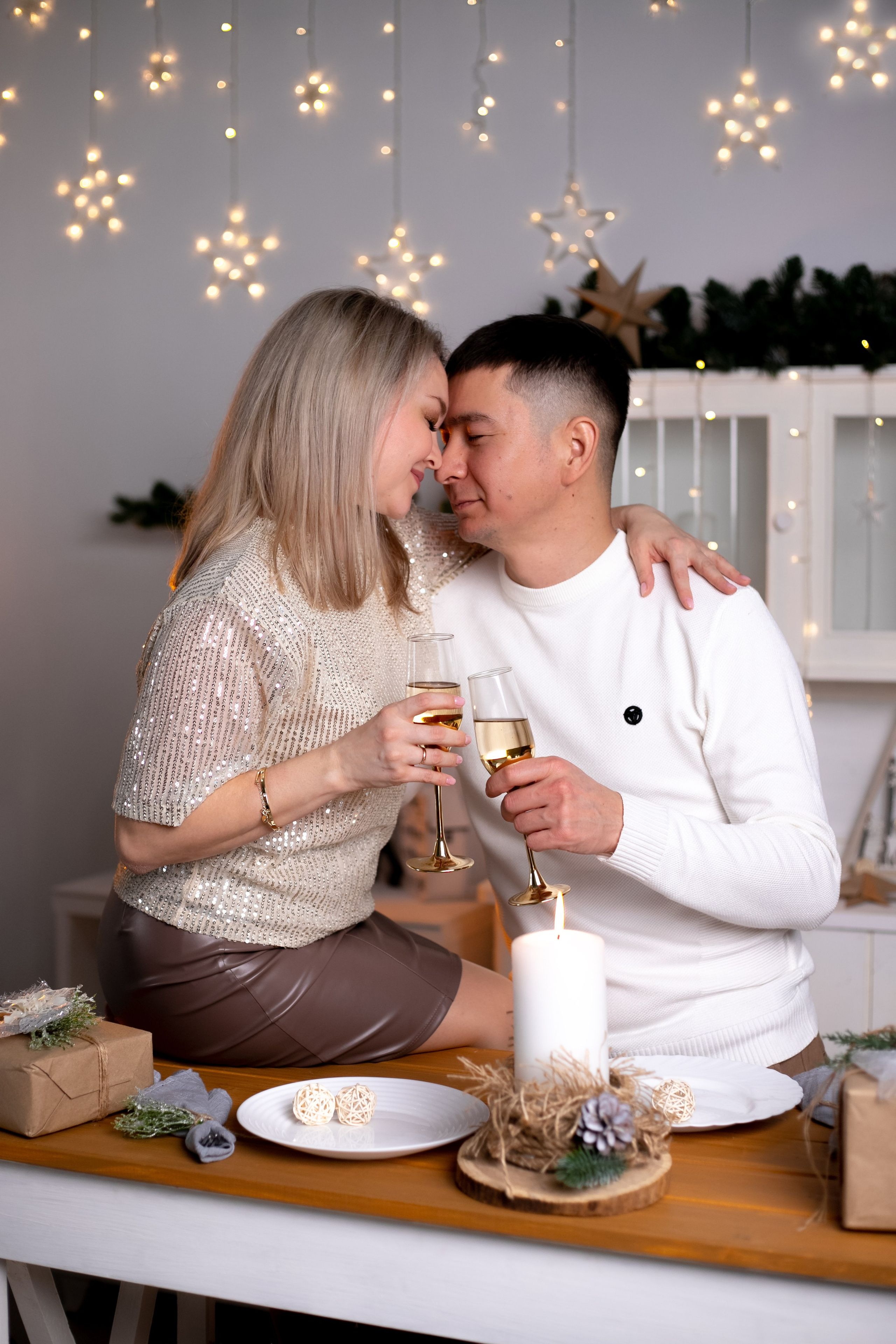 Семейная съемка. Новогодняя. Праздничная фотосессия. Фотограф Кравченко Юлия. Энгельс