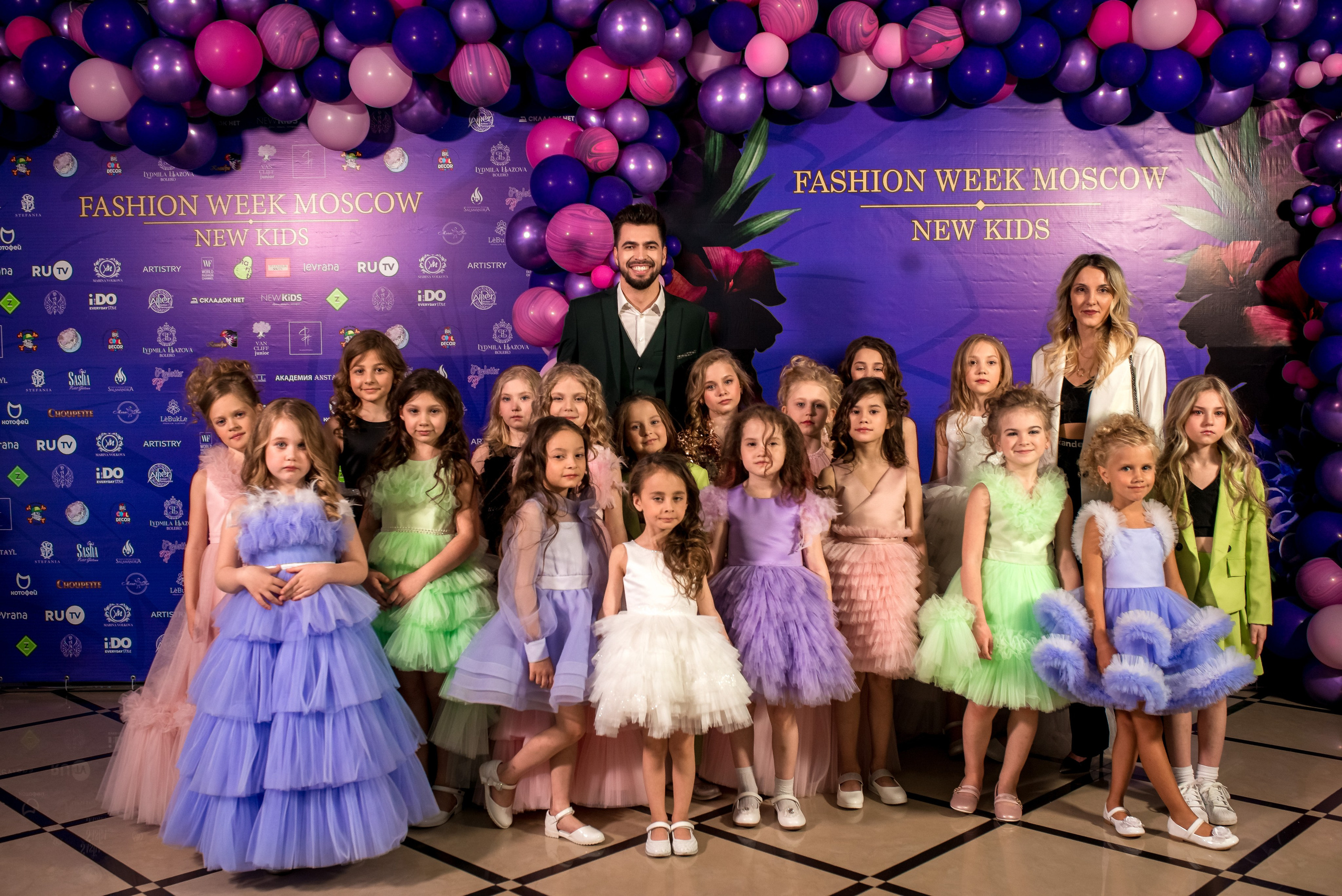 Показ Итальянской моды в России весна 2022. Женский фотограф Крещение Венчание Москва Брянск