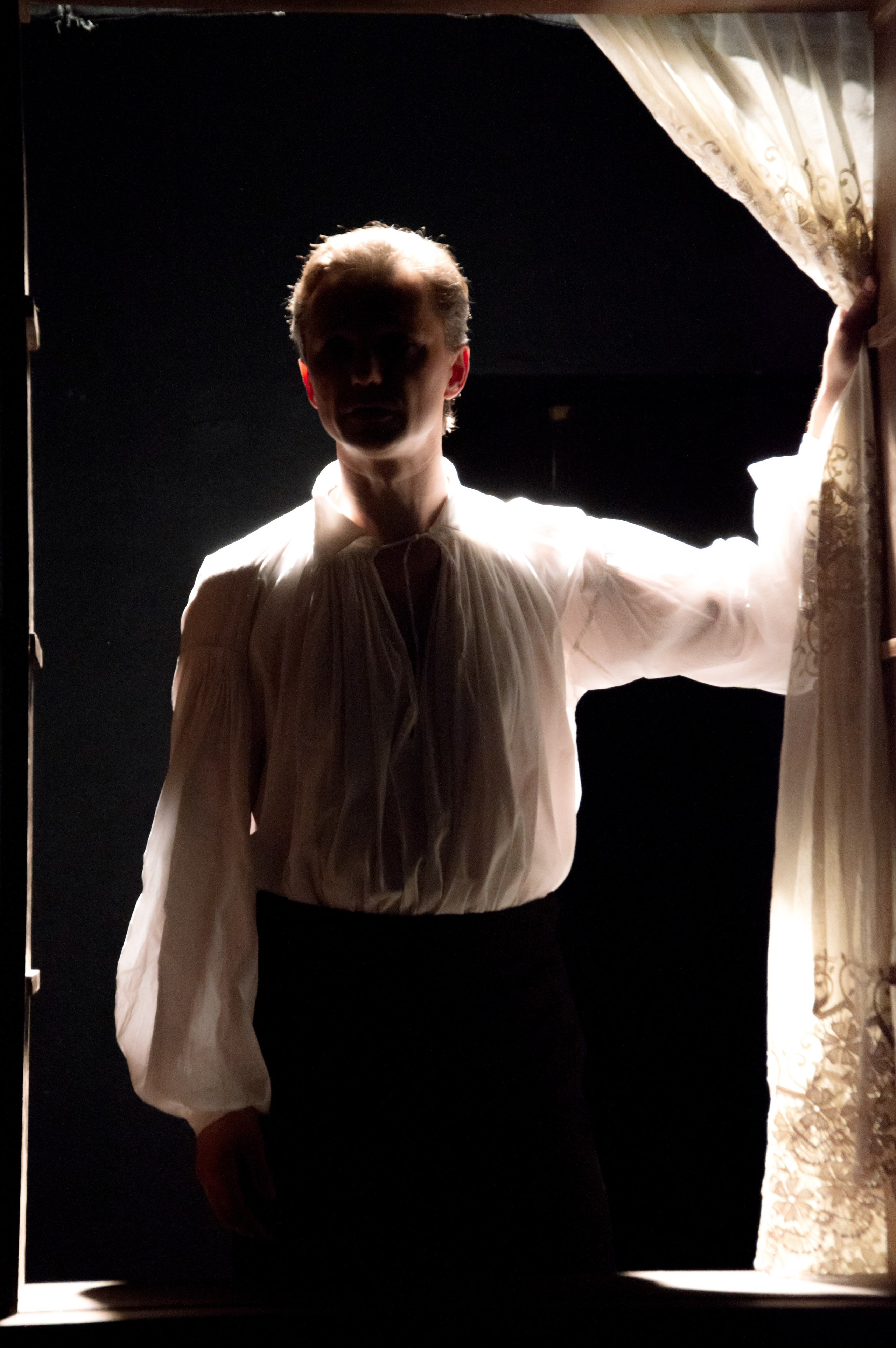 Любовь есть Бог, и умереть — значит мне, частице любви, вернуться к общему и вечному источнику.