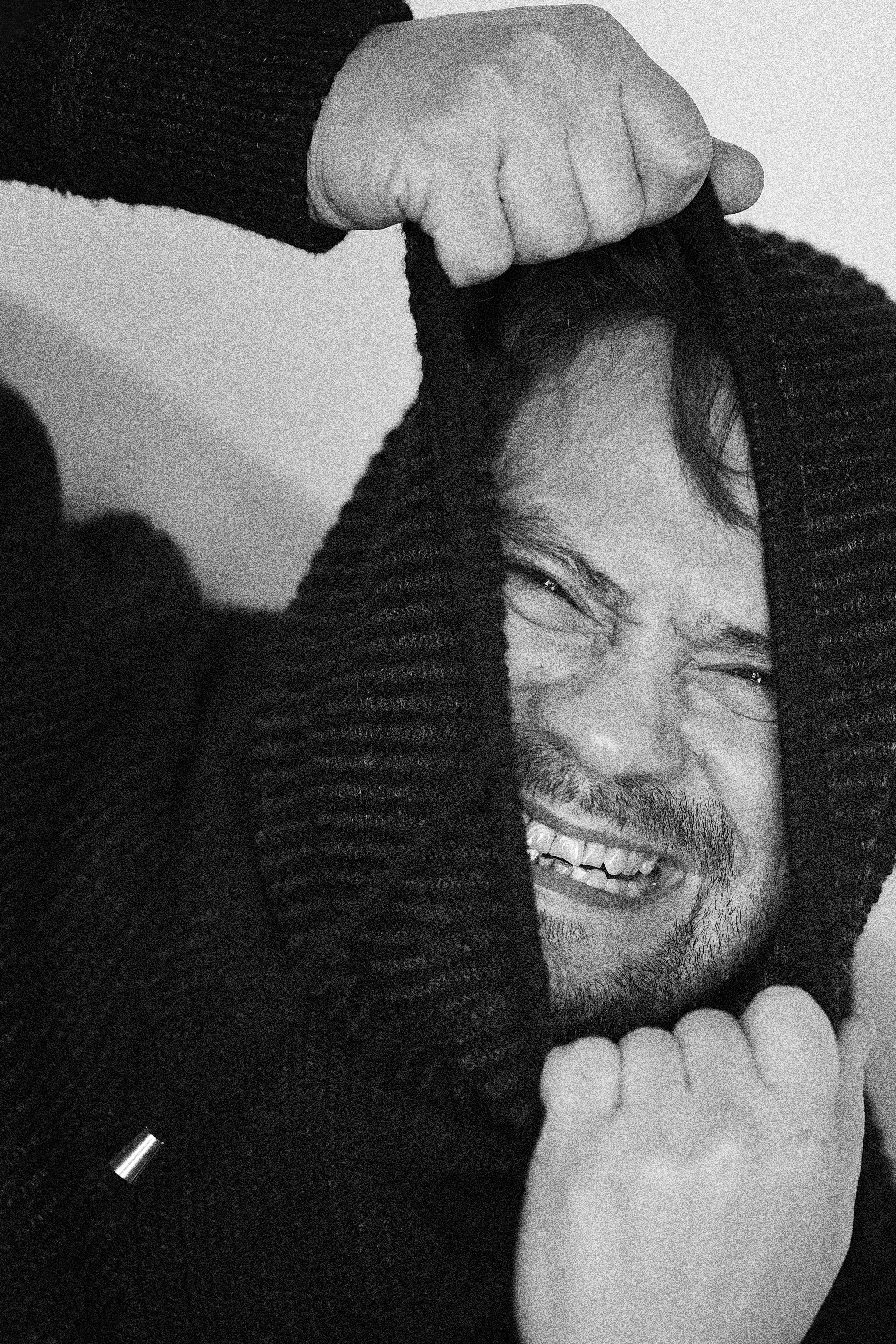 Фотограф Михаил Гуляев. Фотосессия в Новосибирске. Фотосессия в студии Новосибирск. Мужские фотографии.