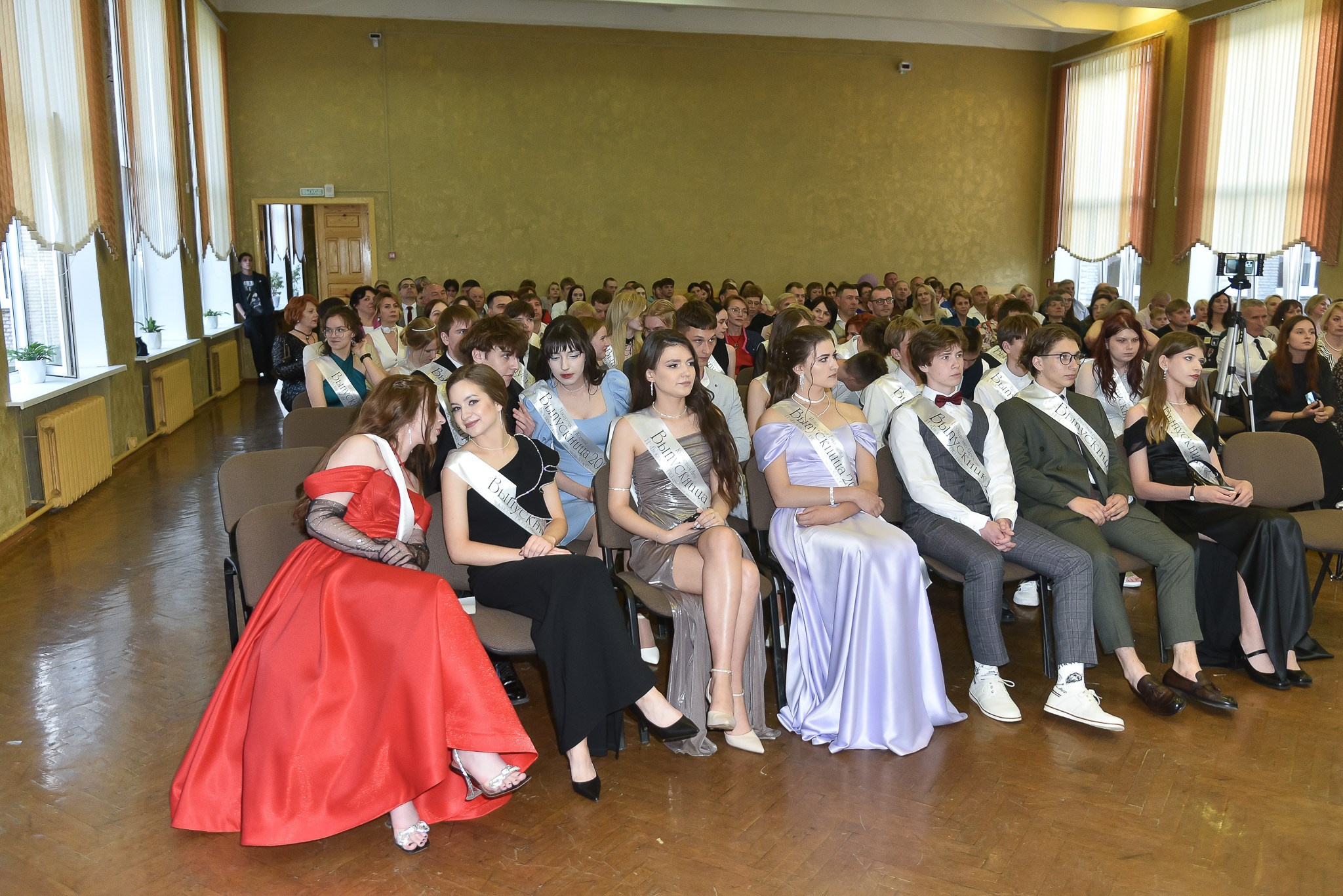 Выпускной 11 кл (до банкета). Фотограф Олег Юршевич Солигорск Минск