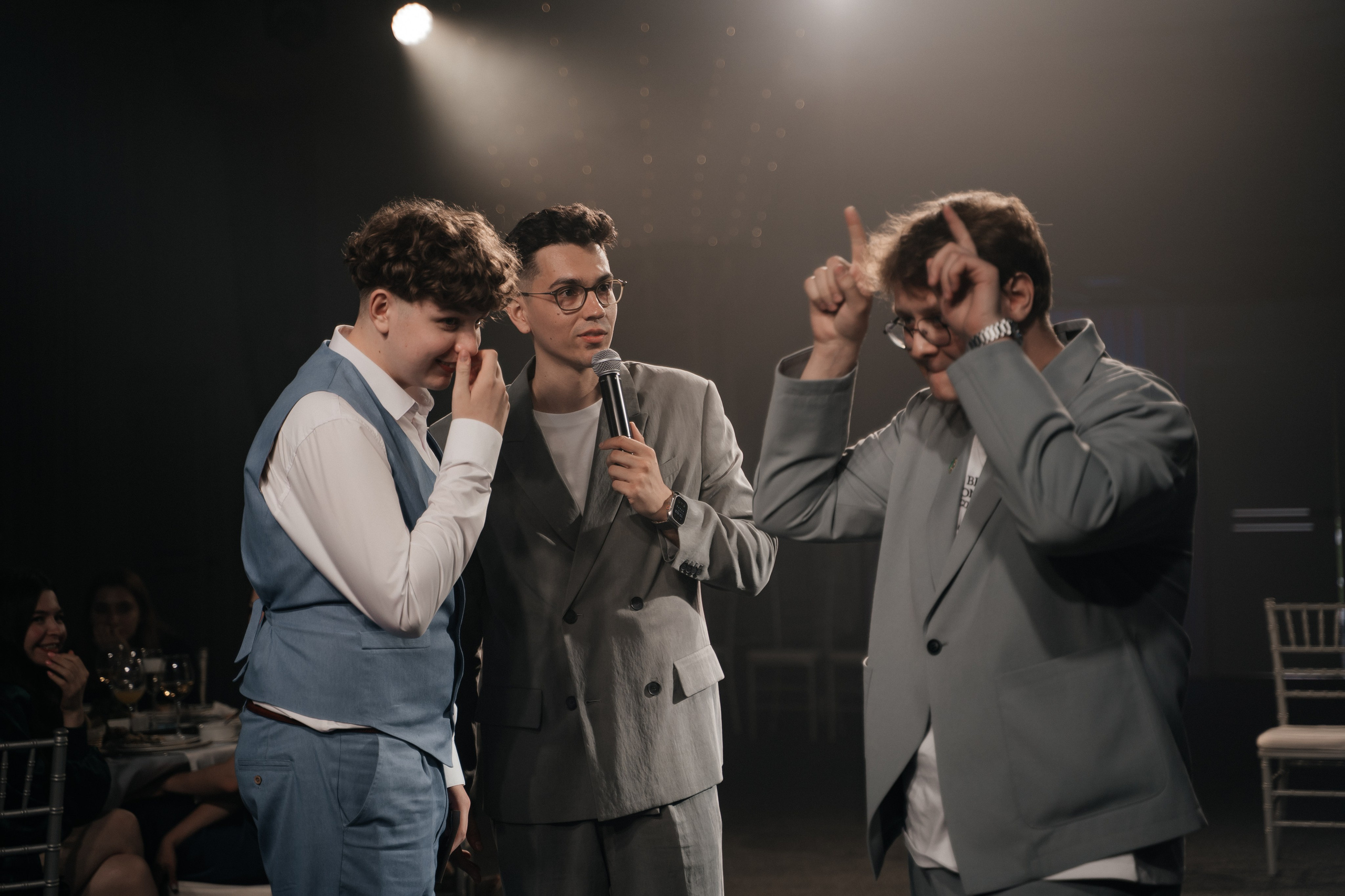 Wedding «Laugh and cry». Свадебные фотограф и видеограф Наталья и Анатолий Новиковы СПб