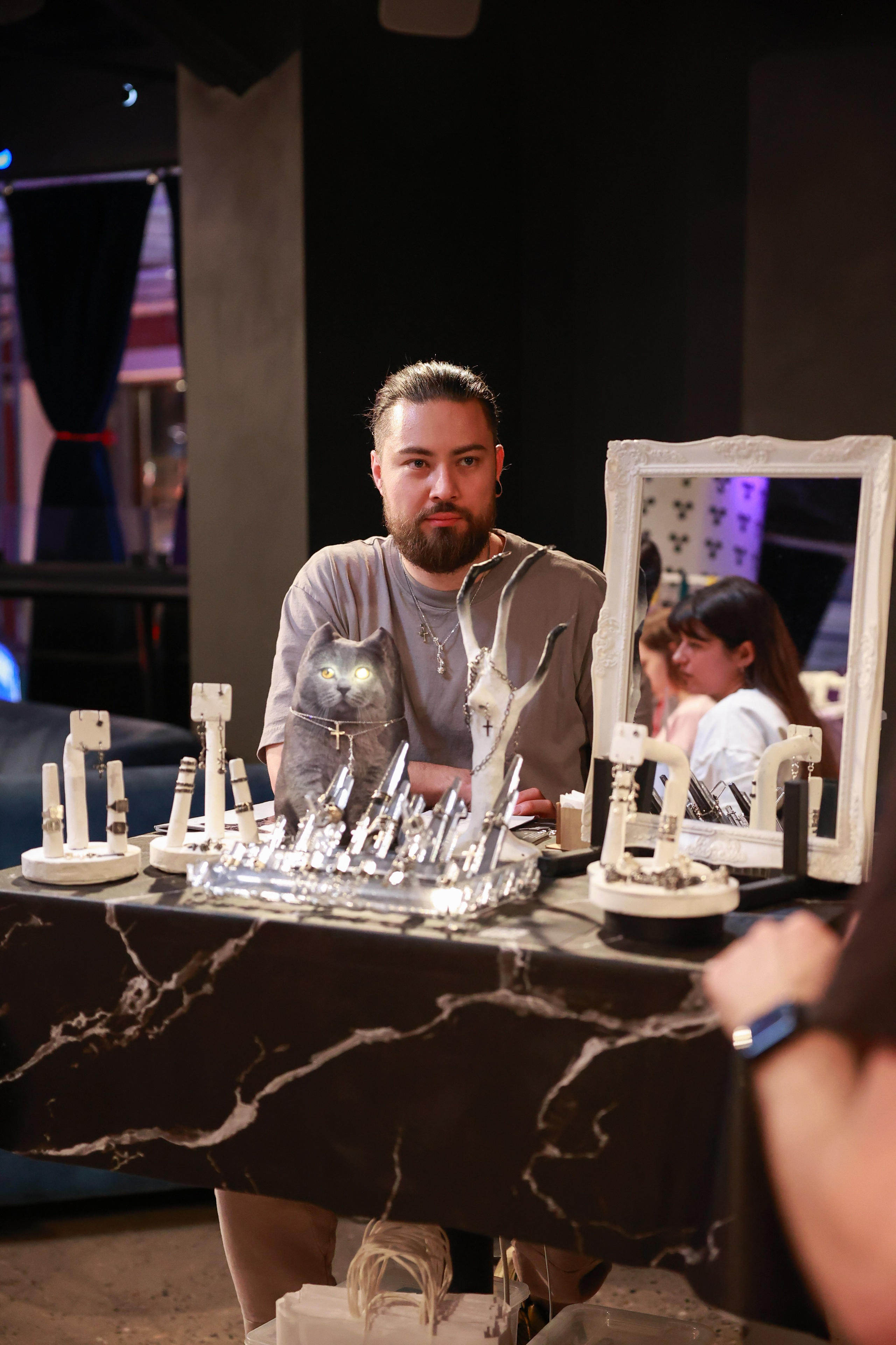 7–8 марта 2025 в пространстве «Три вокзала. Депо» / День 1 / фото Саша Жукова. Фотоотчеты «Ламбада-маркета»