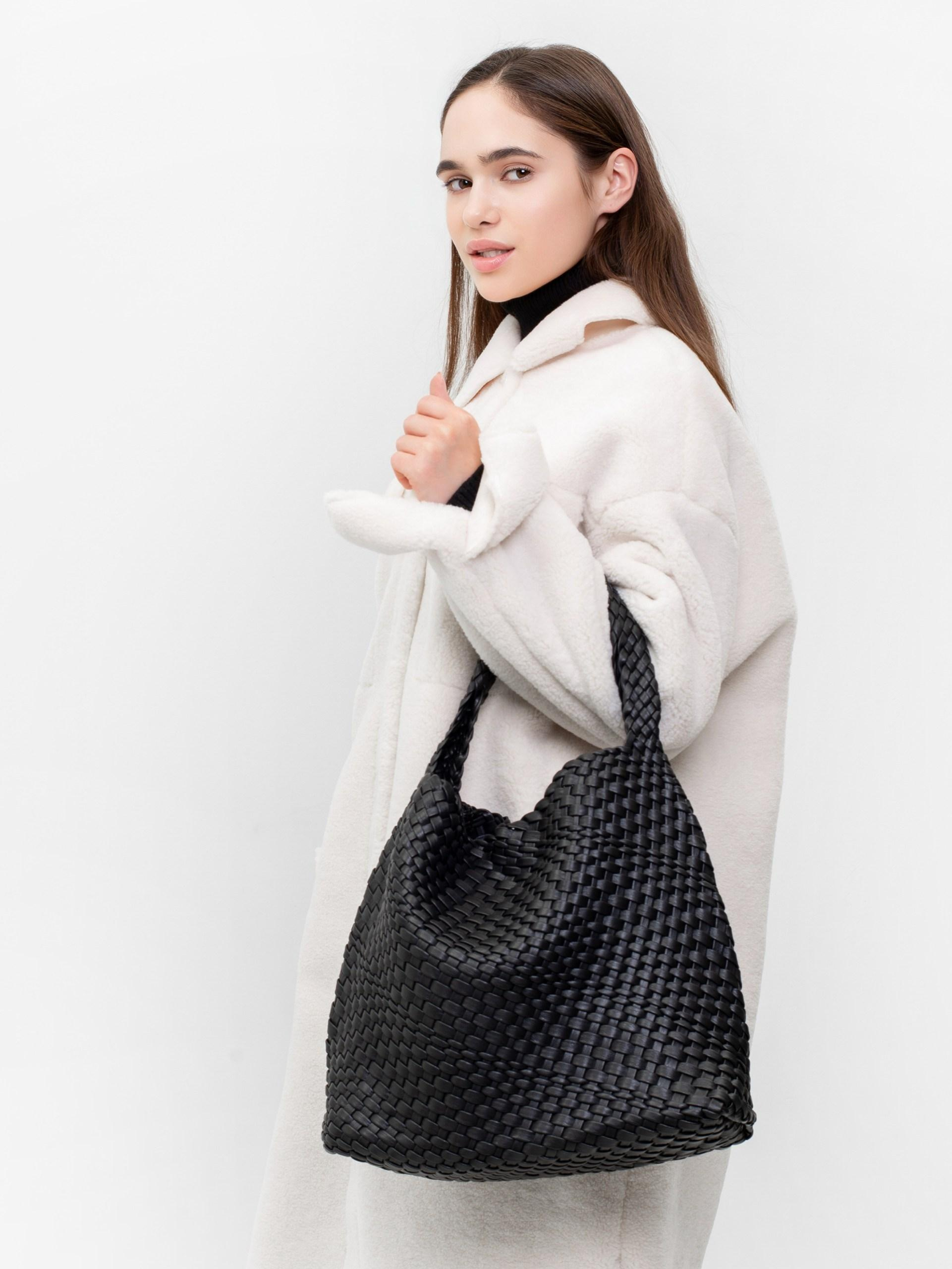 Марина. ТМ Продакшн — Съемка для маркетплейсов в Москве