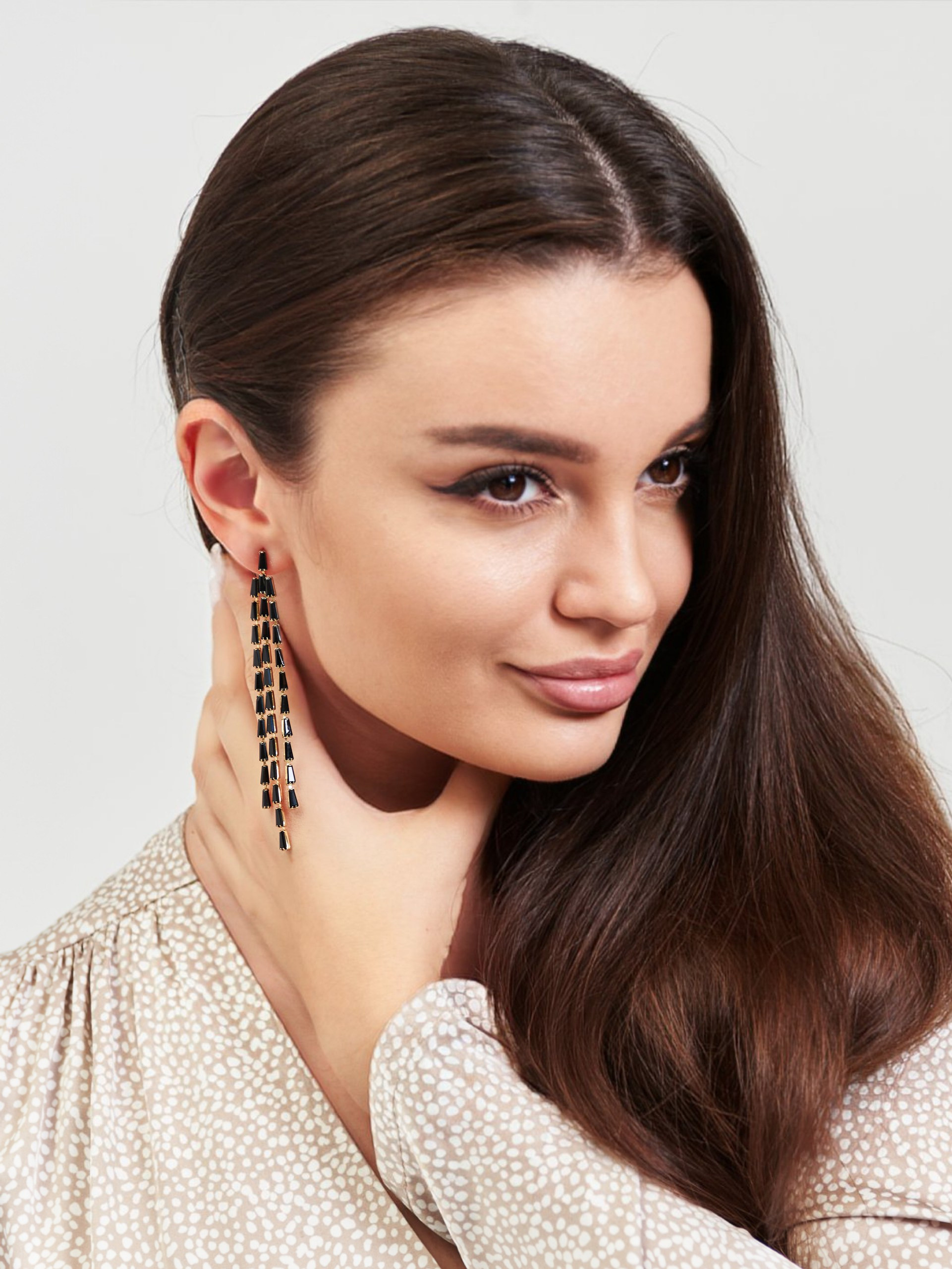 Ювелирная съемка для маркетплейсов. ТМ Продакшн — Съемка для маркетплейсов в Москве