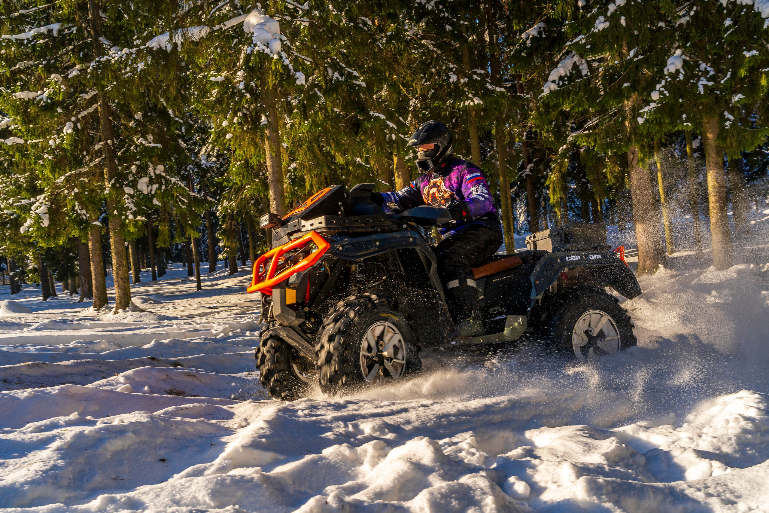 Кудрово ATV. Графический дизайнер Илья Левченко