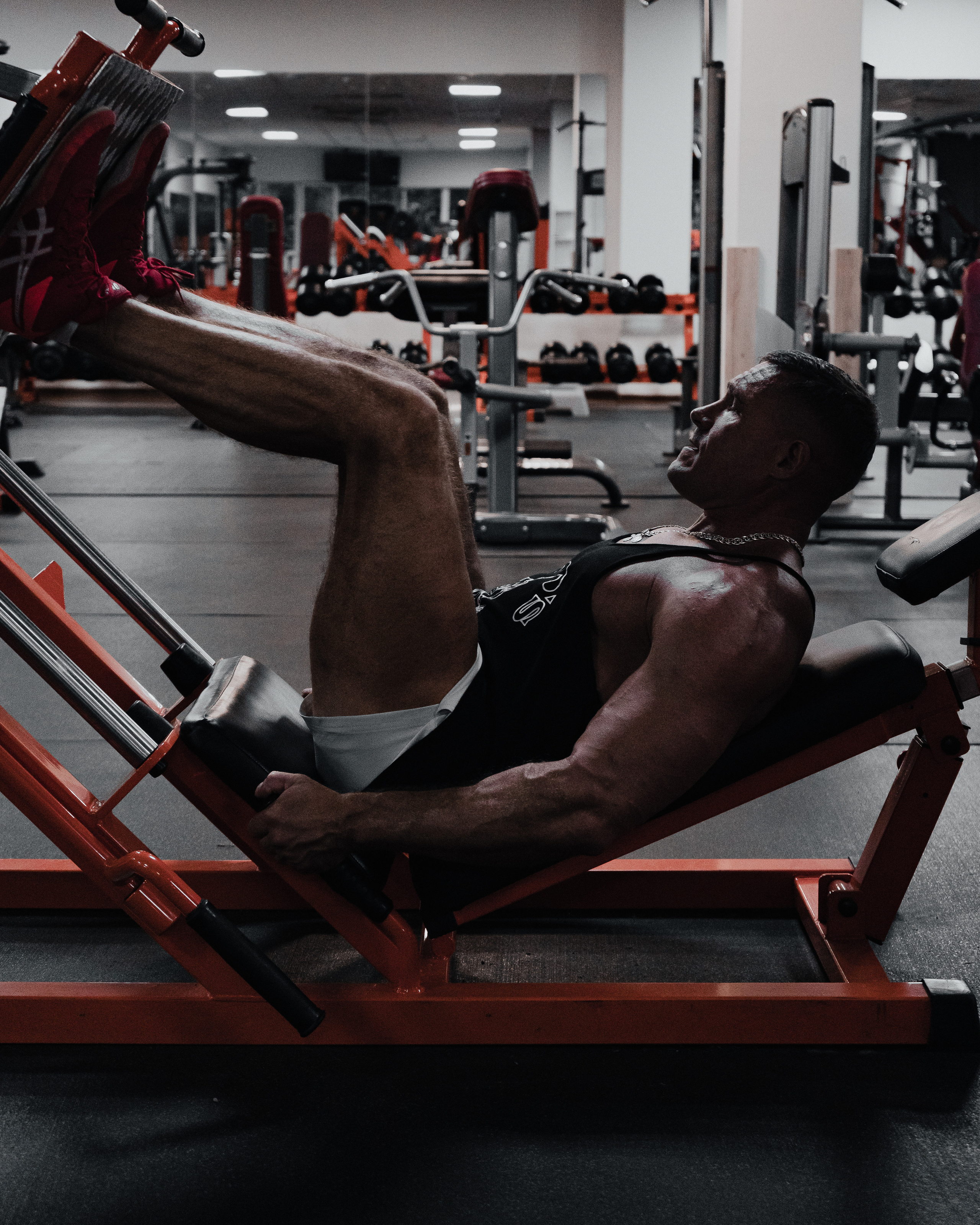 PASHA. NOIZOMAX Художественный фотограф в Дубай