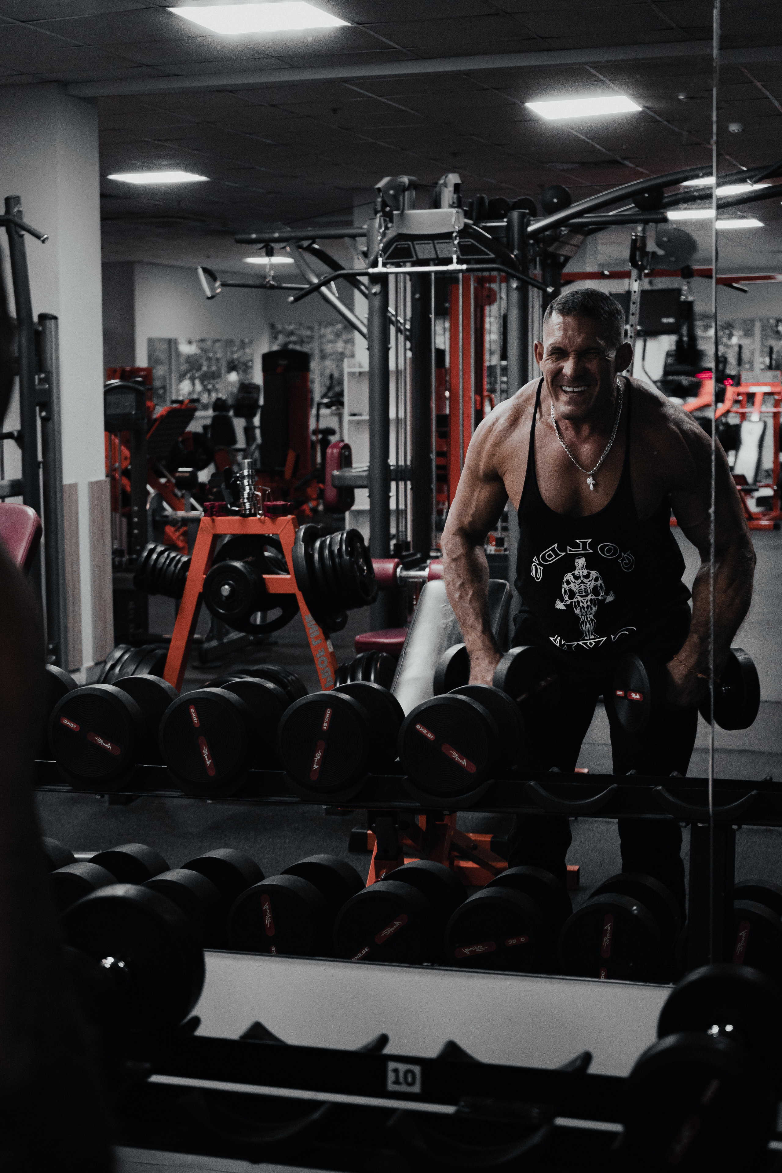 PASHA. NOIZOMAX Художественный фотограф в Дубай