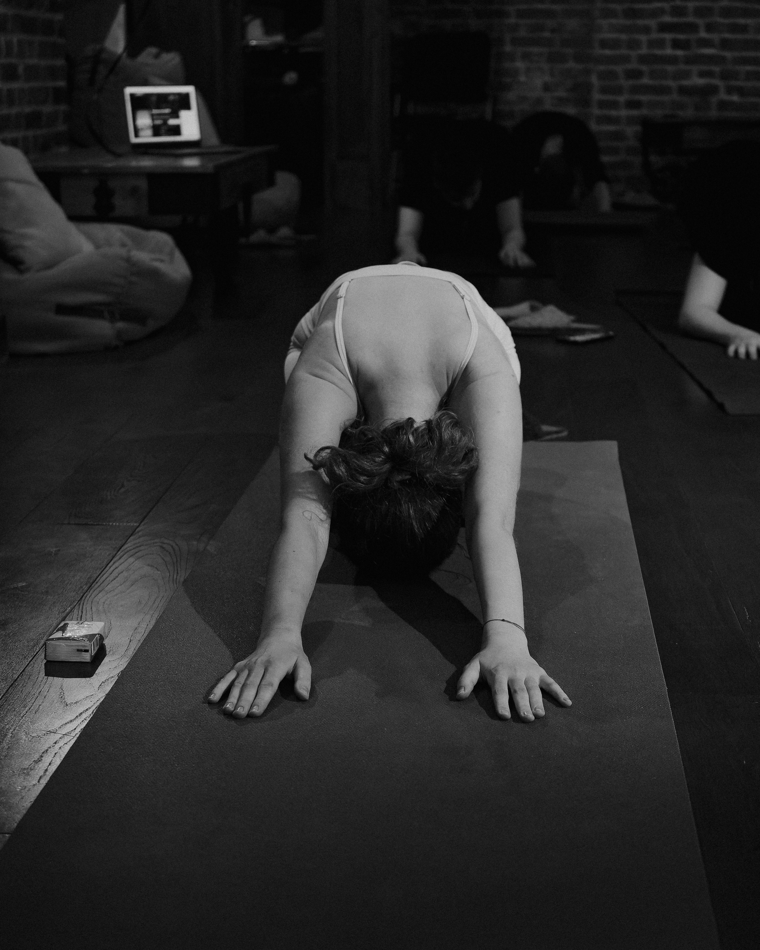 YOGA. NOIZOMAX Художественный фотограф в Дубай