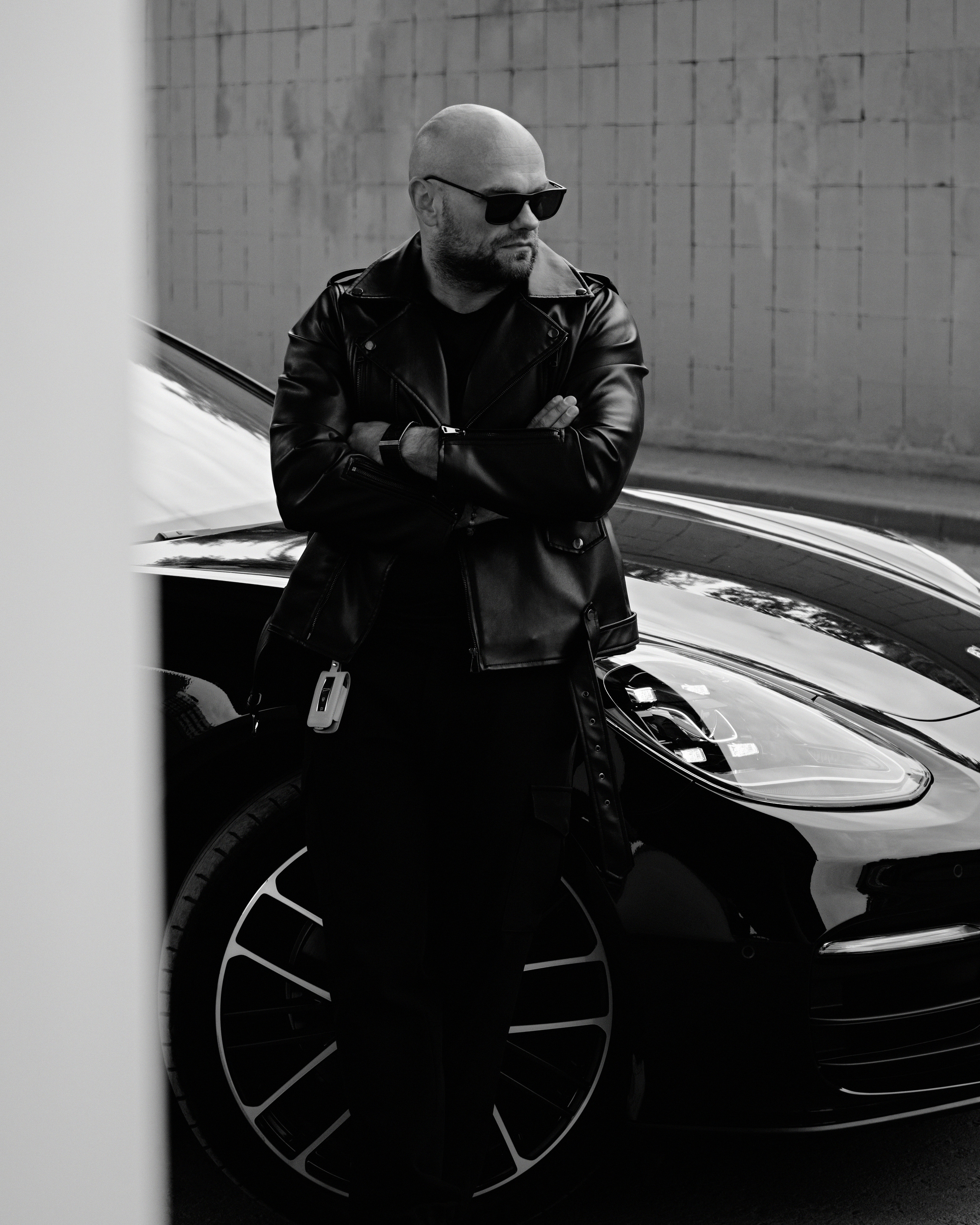 PORSCHE. NOIZOMAX Художественный фотограф в Дубай