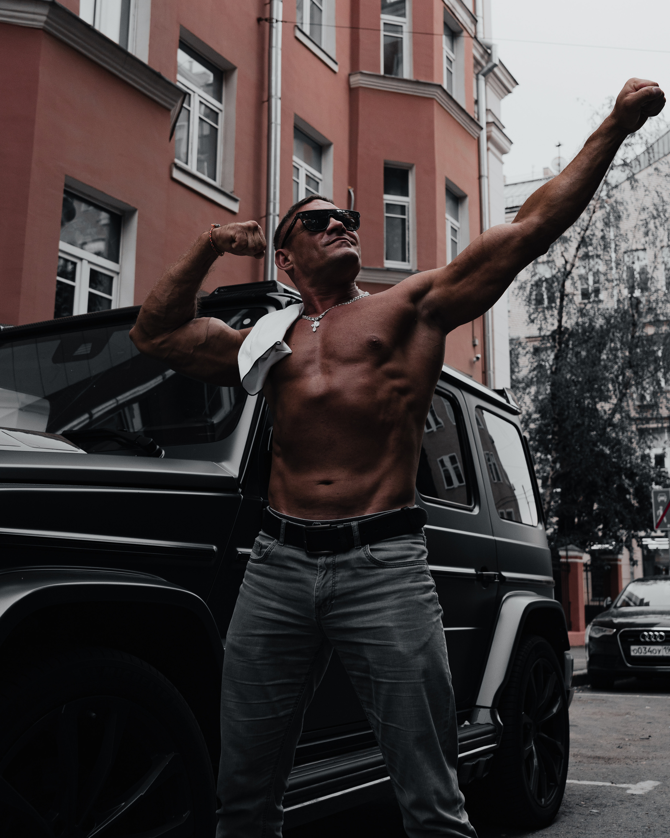 PASHA. NOIZOMAX Художественный фотограф в Дубай