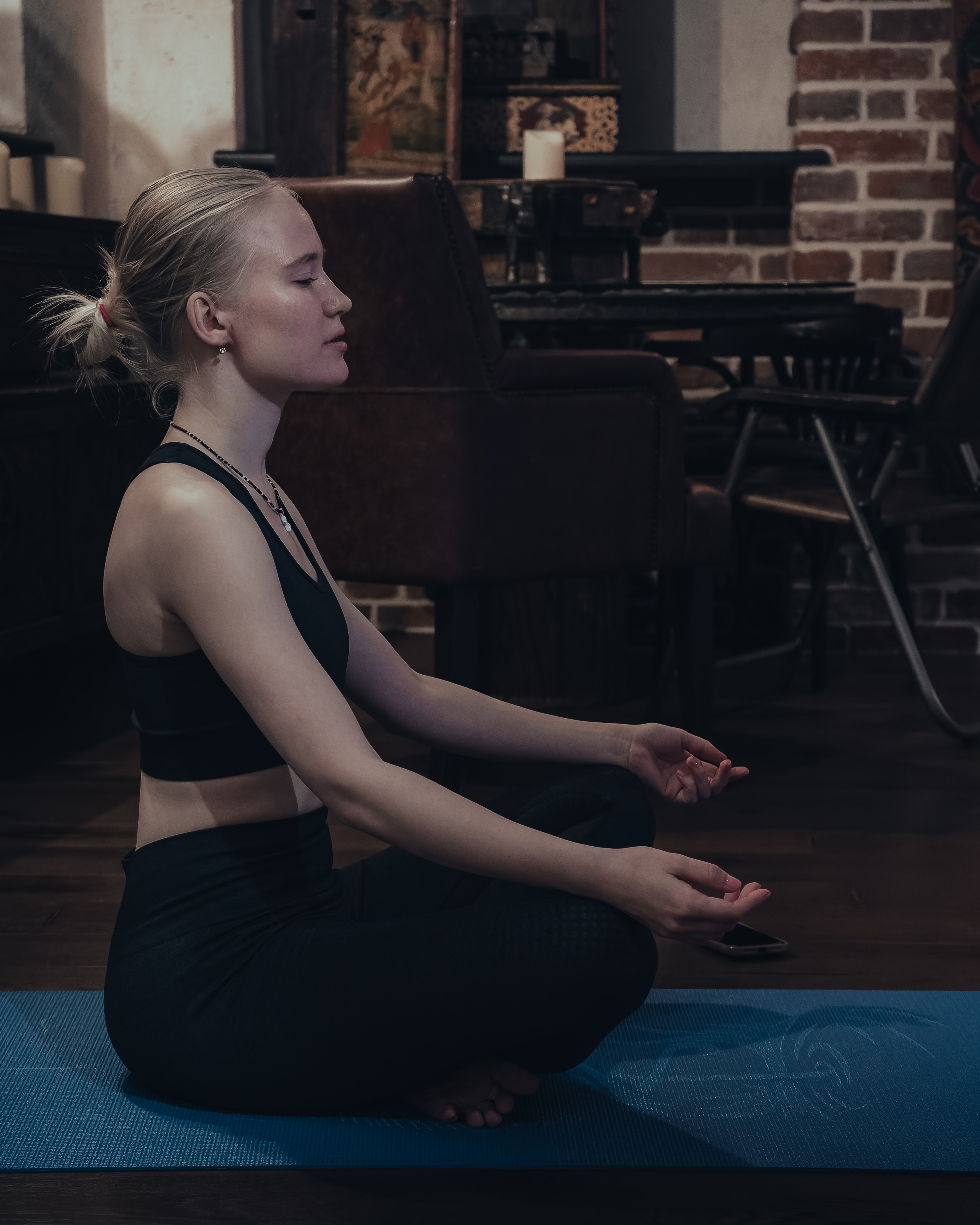 YOGA. NOIZOMAX Художественный фотограф в Дубай