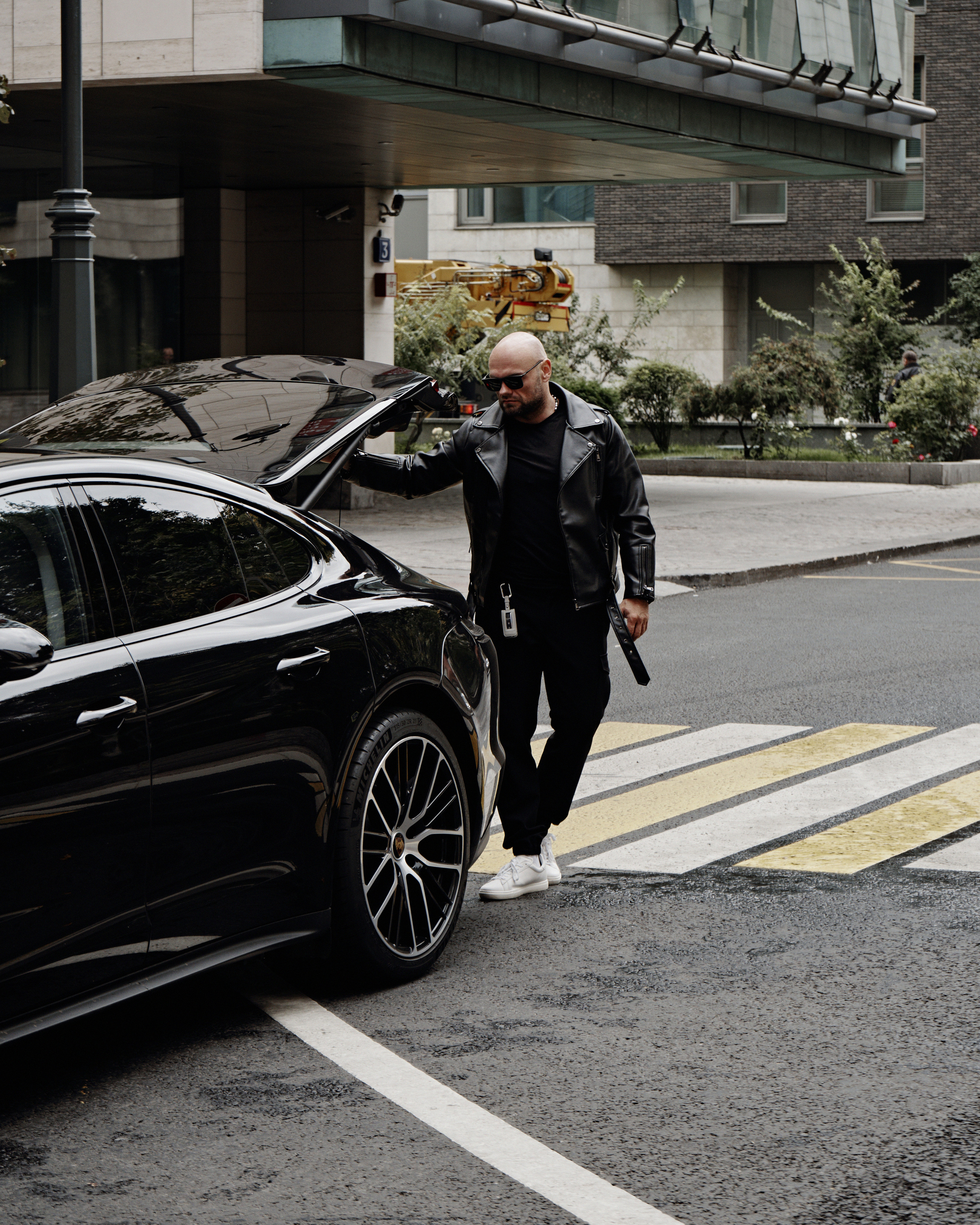 PORSCHE. NOIZOMAX Художественный фотограф в Дубай