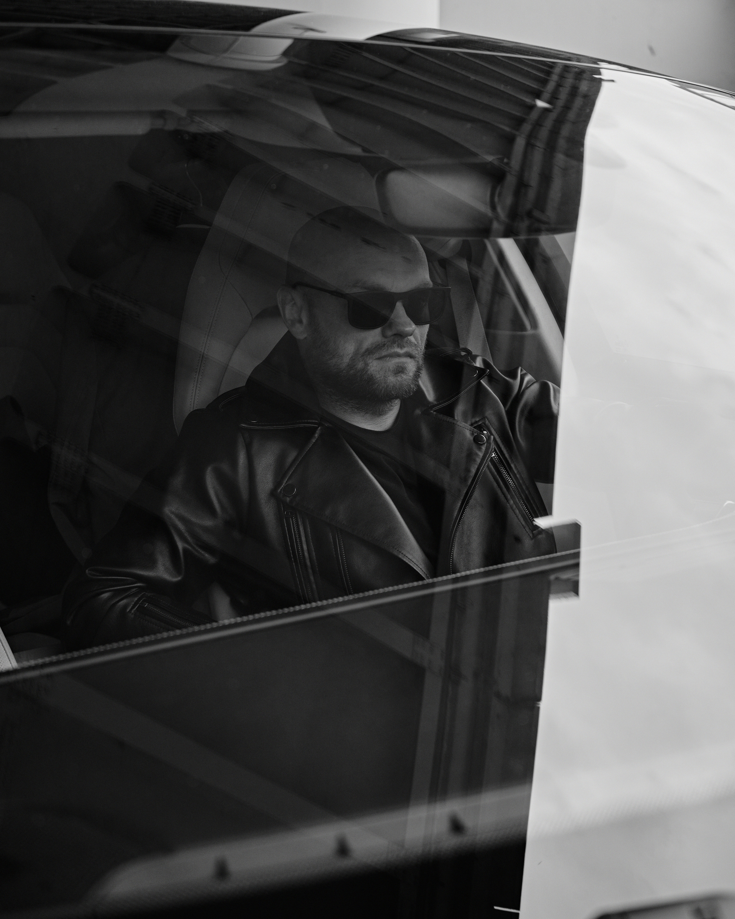 PORSCHE. NOIZOMAX Художественный фотограф в Дубай