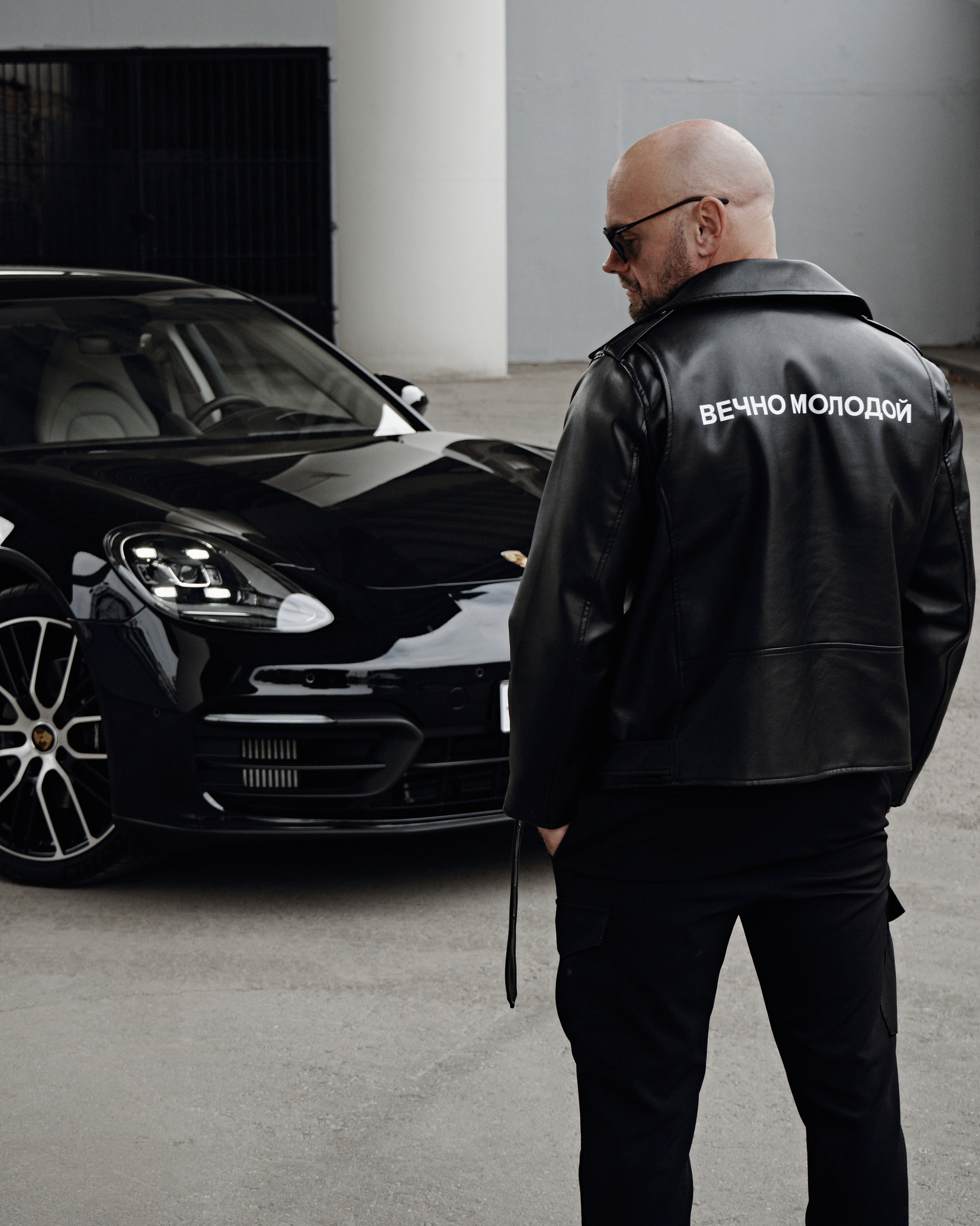 PORSCHE. NOIZOMAX Художественный фотограф в Дубай