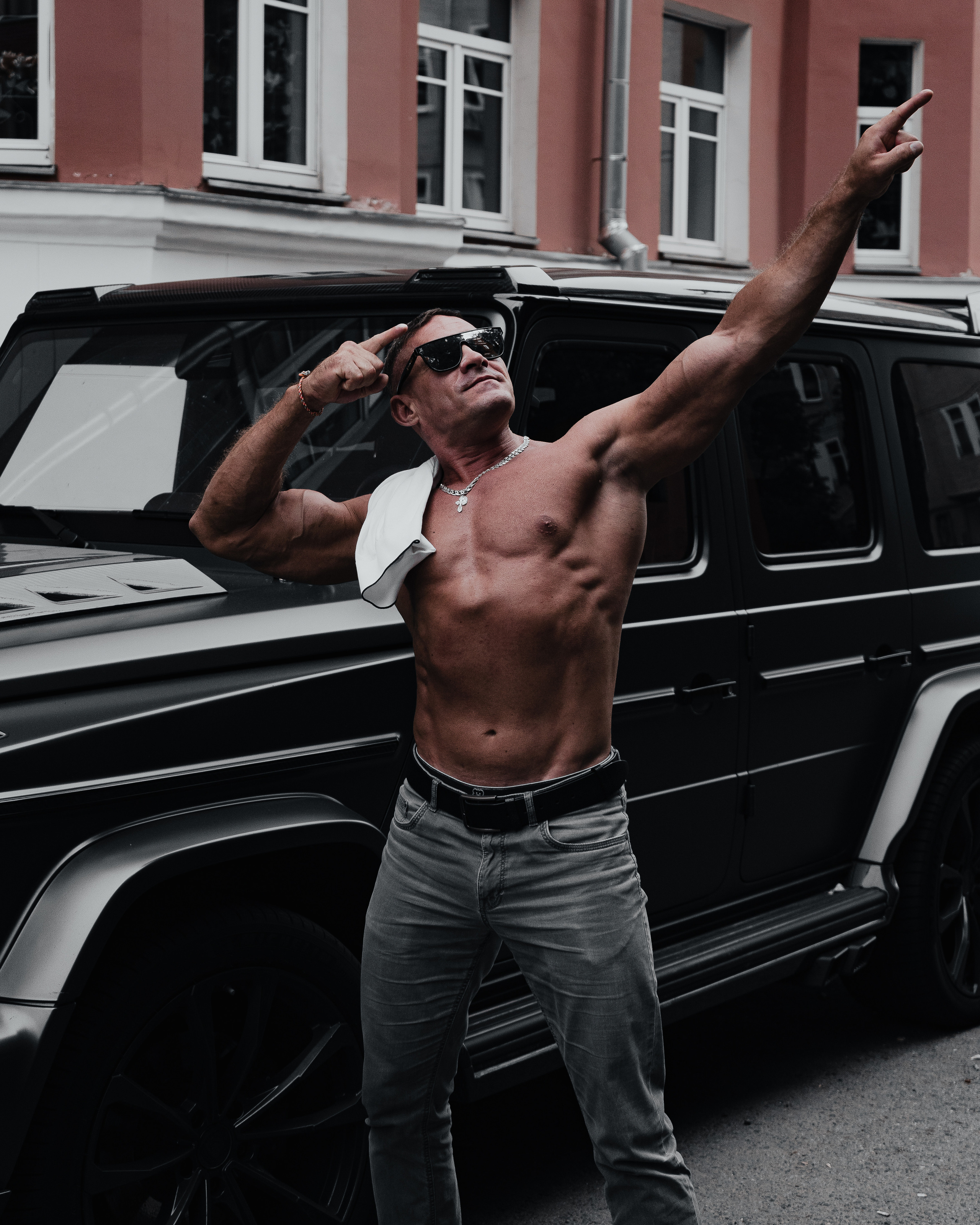 PASHA. NOIZOMAX Художественный фотограф в Дубай