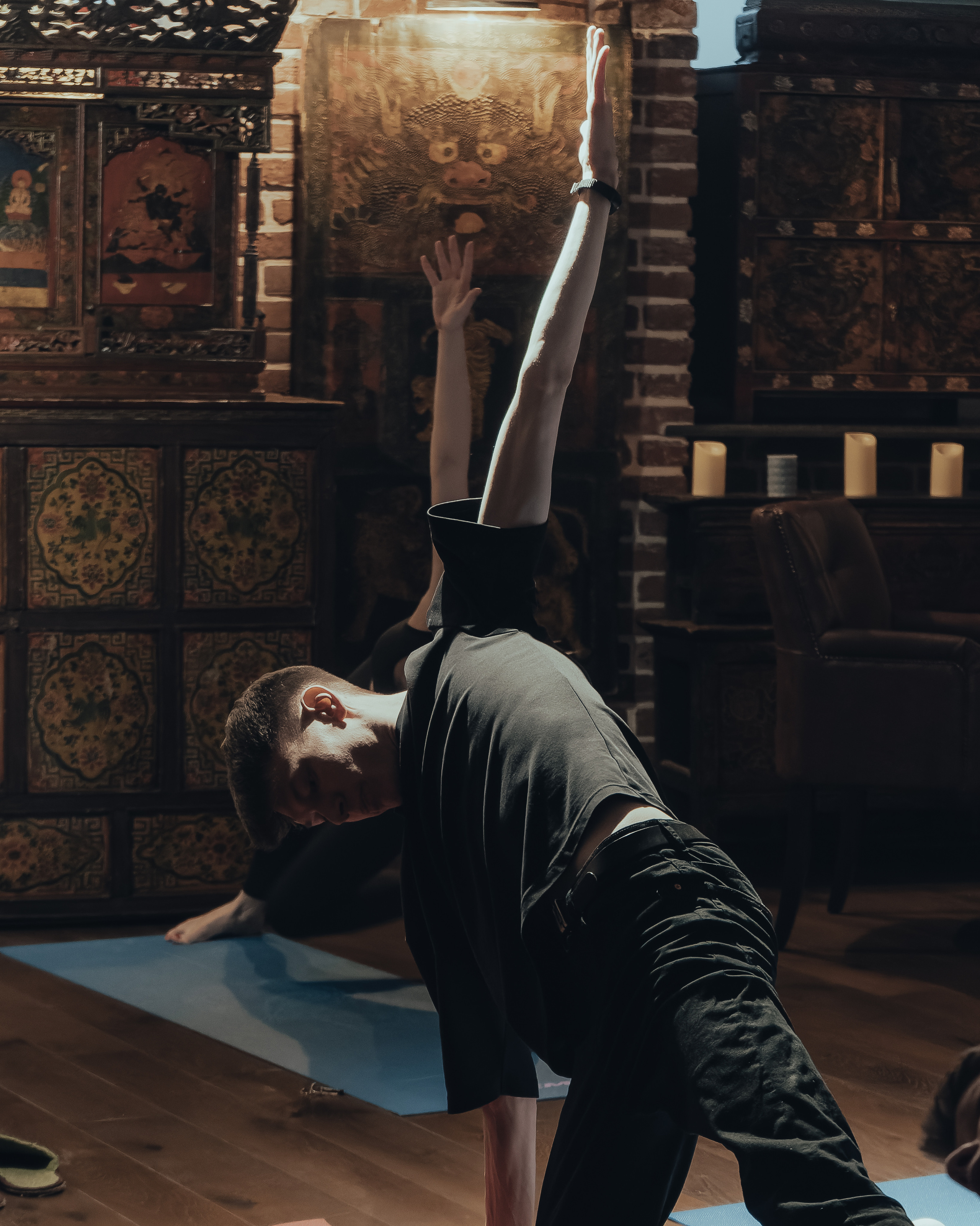 YOGA. NOIZOMAX Художественный фотограф в Дубай