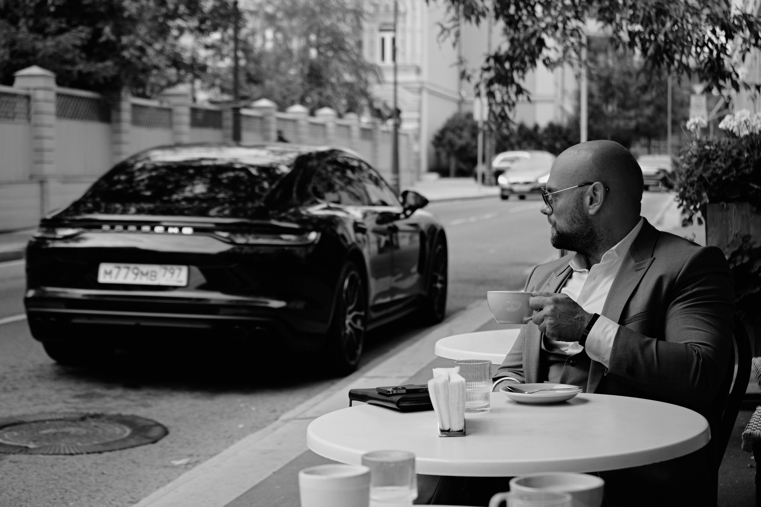 PORSCHE. NOIZOMAX Художественный фотограф в Дубай