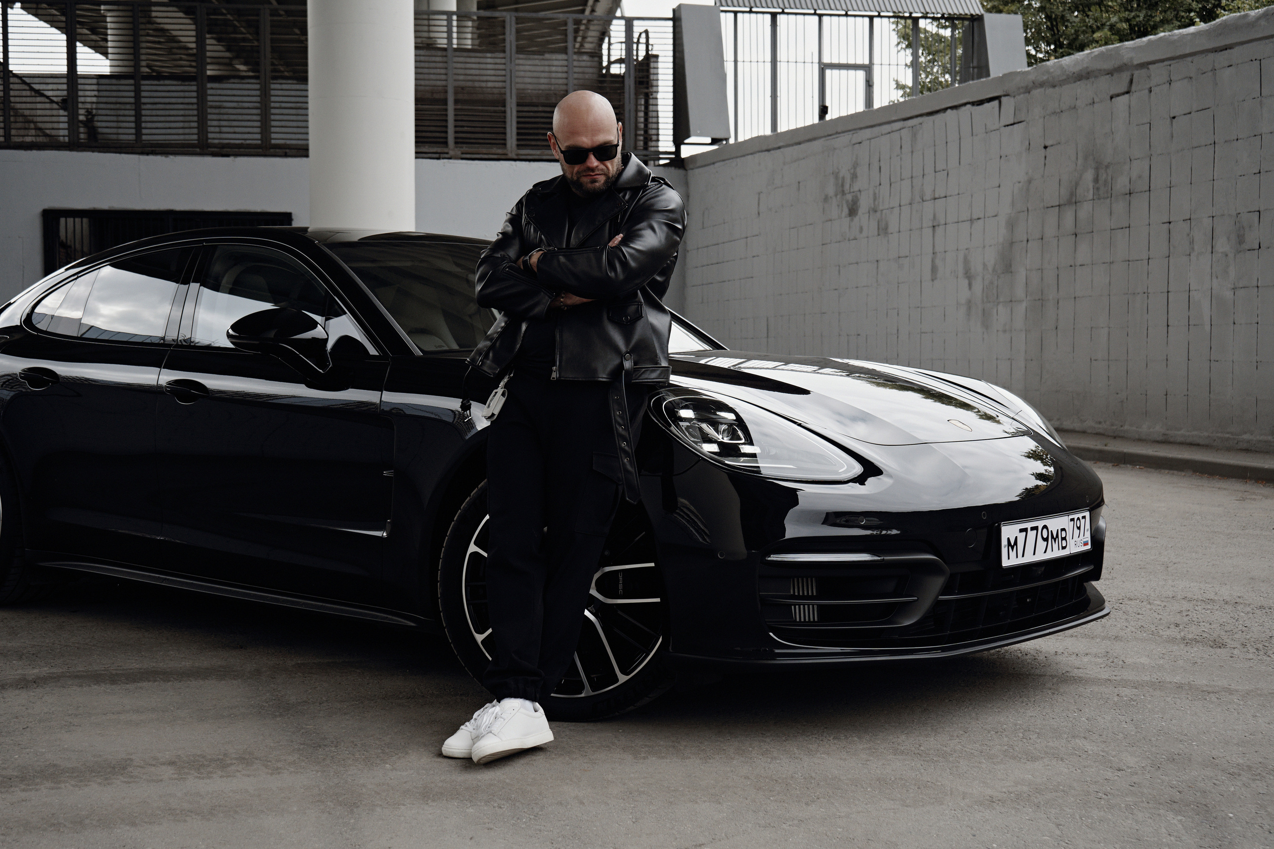 PORSCHE. NOIZOMAX Художественный фотограф в Дубай