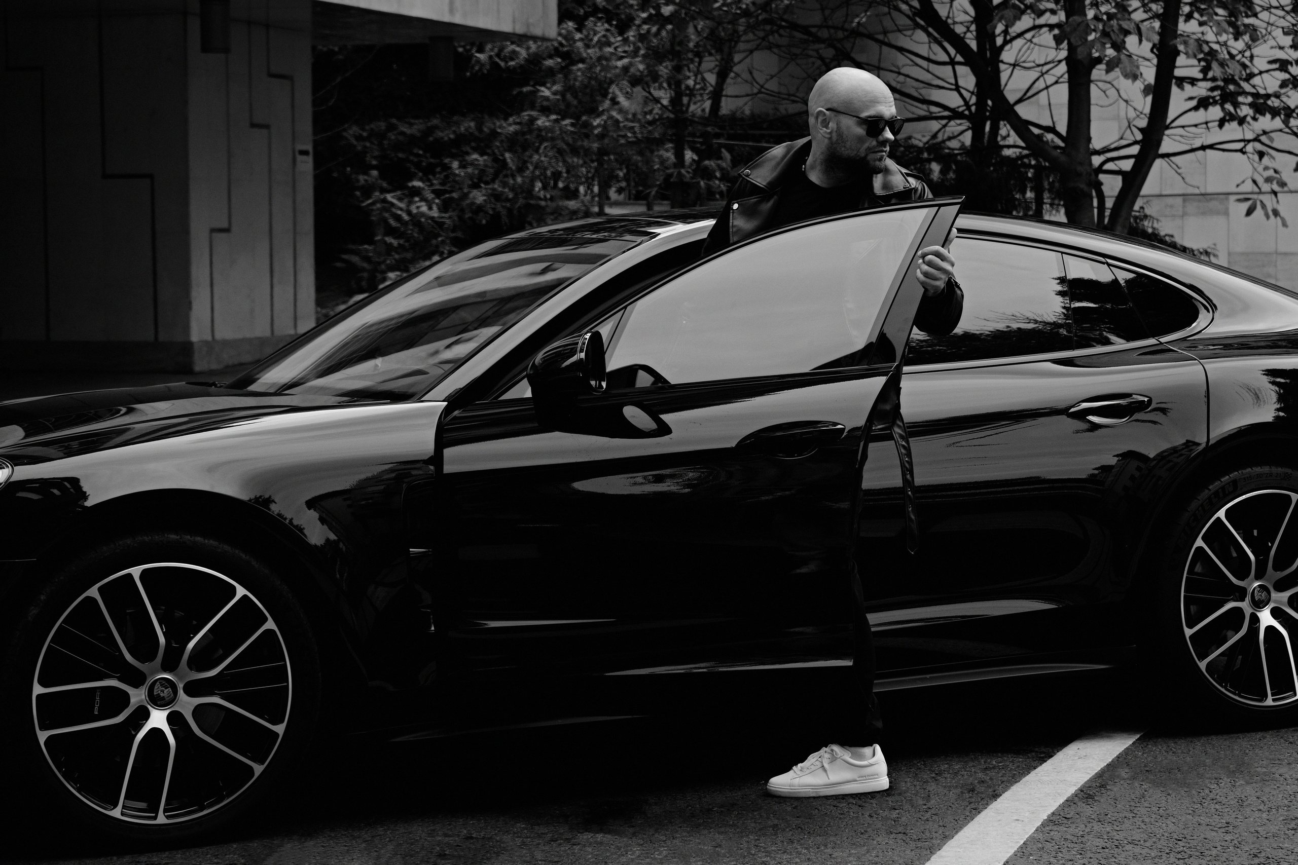 PORSCHE. NOIZOMAX Художественный фотограф в Дубай