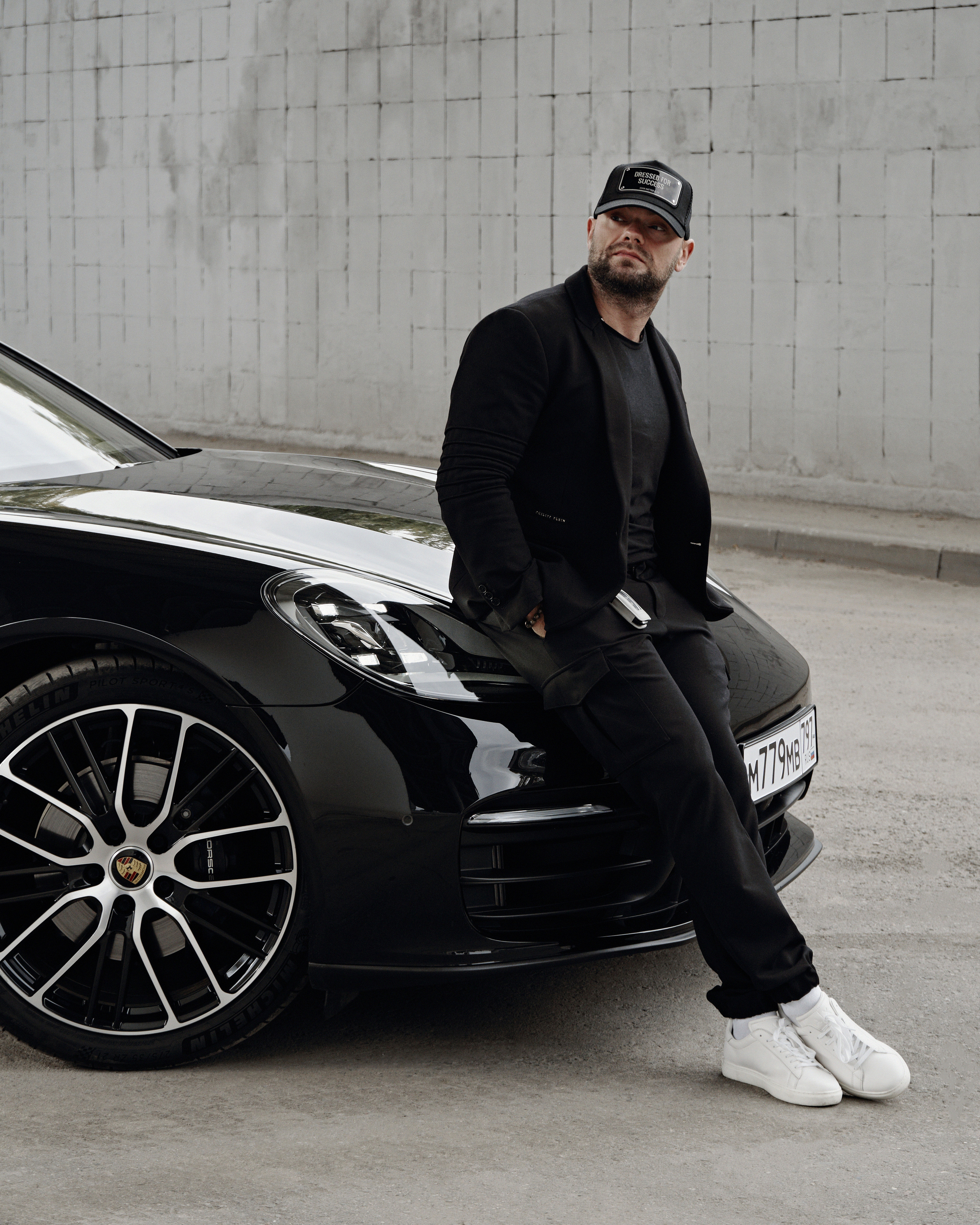 PORSCHE. NOIZOMAX Художественный фотограф в Дубай