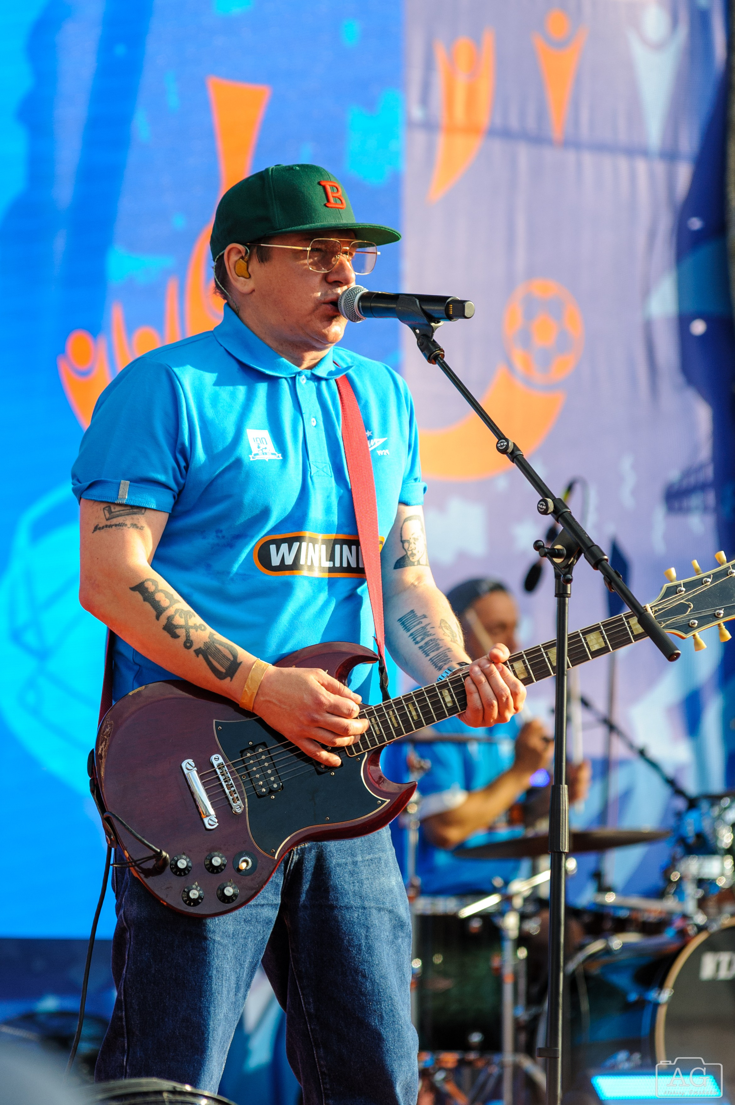 Группа «Кирпичи» на открытой тренировке ФК «Зенит». Алексей Горчаков. Фотограф на ваш праздник