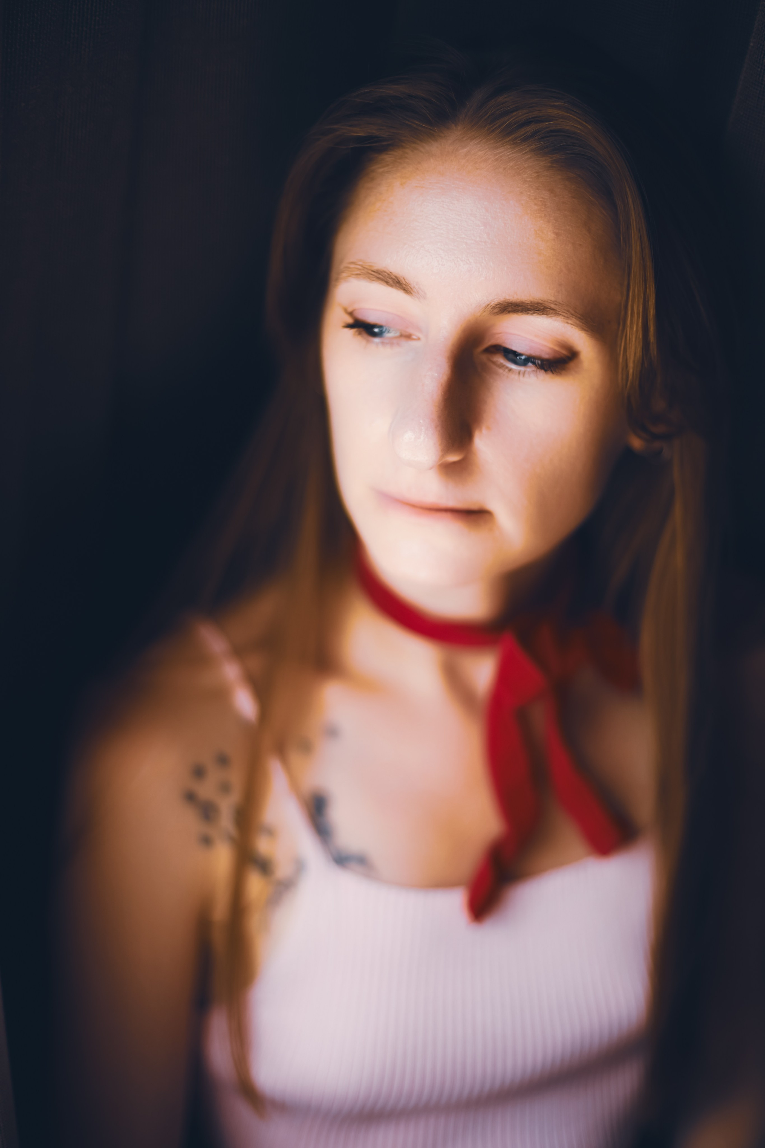 Таня. Съемка в домашних условиях с естественным светом. Портретный и эротический фотограф Ирина Подборская (18+)