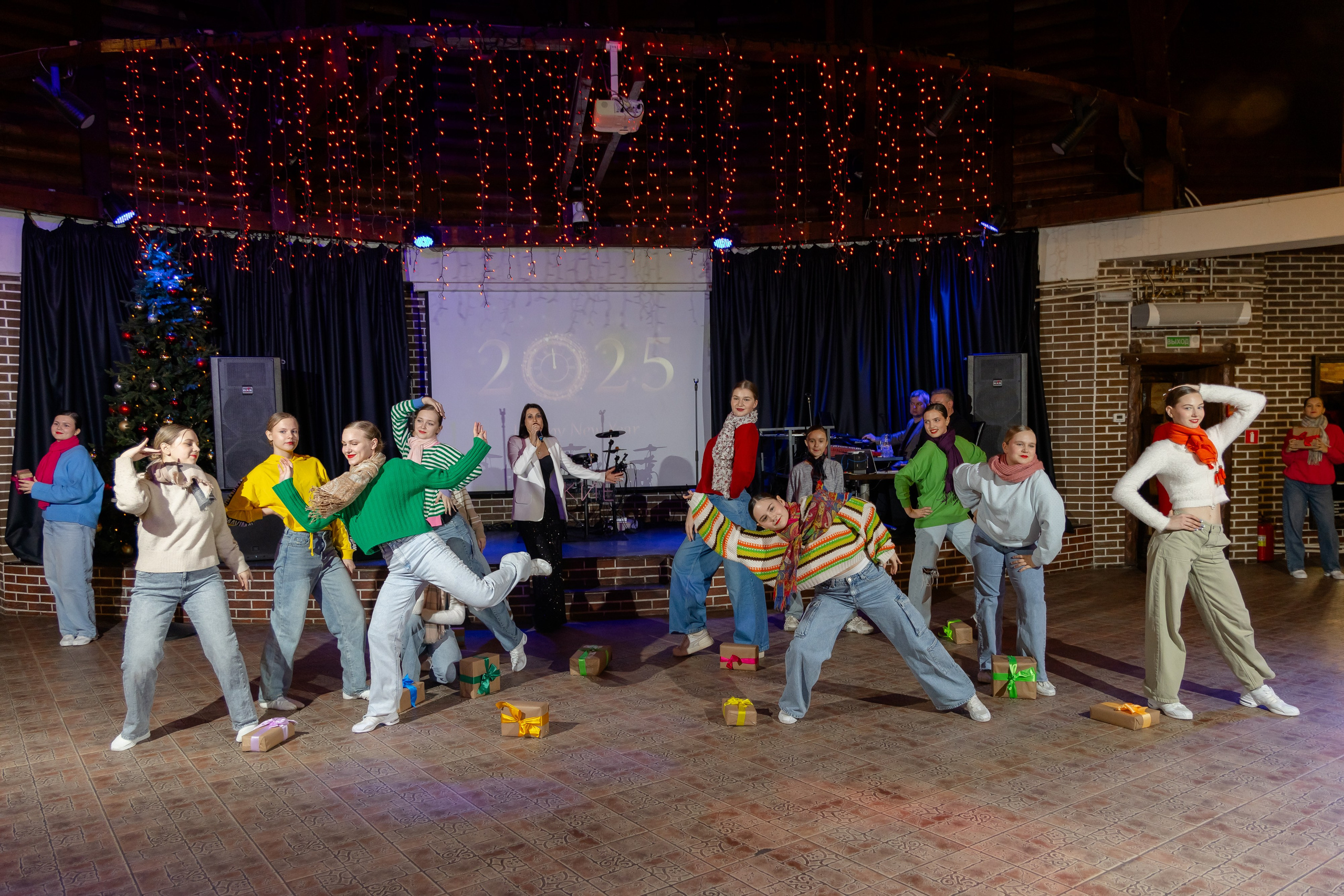 Корпоративная новогодняя съемка для логистической компании ИТА. Свадебный фотограф в Минске/Беларуси Сергей Спиридонов