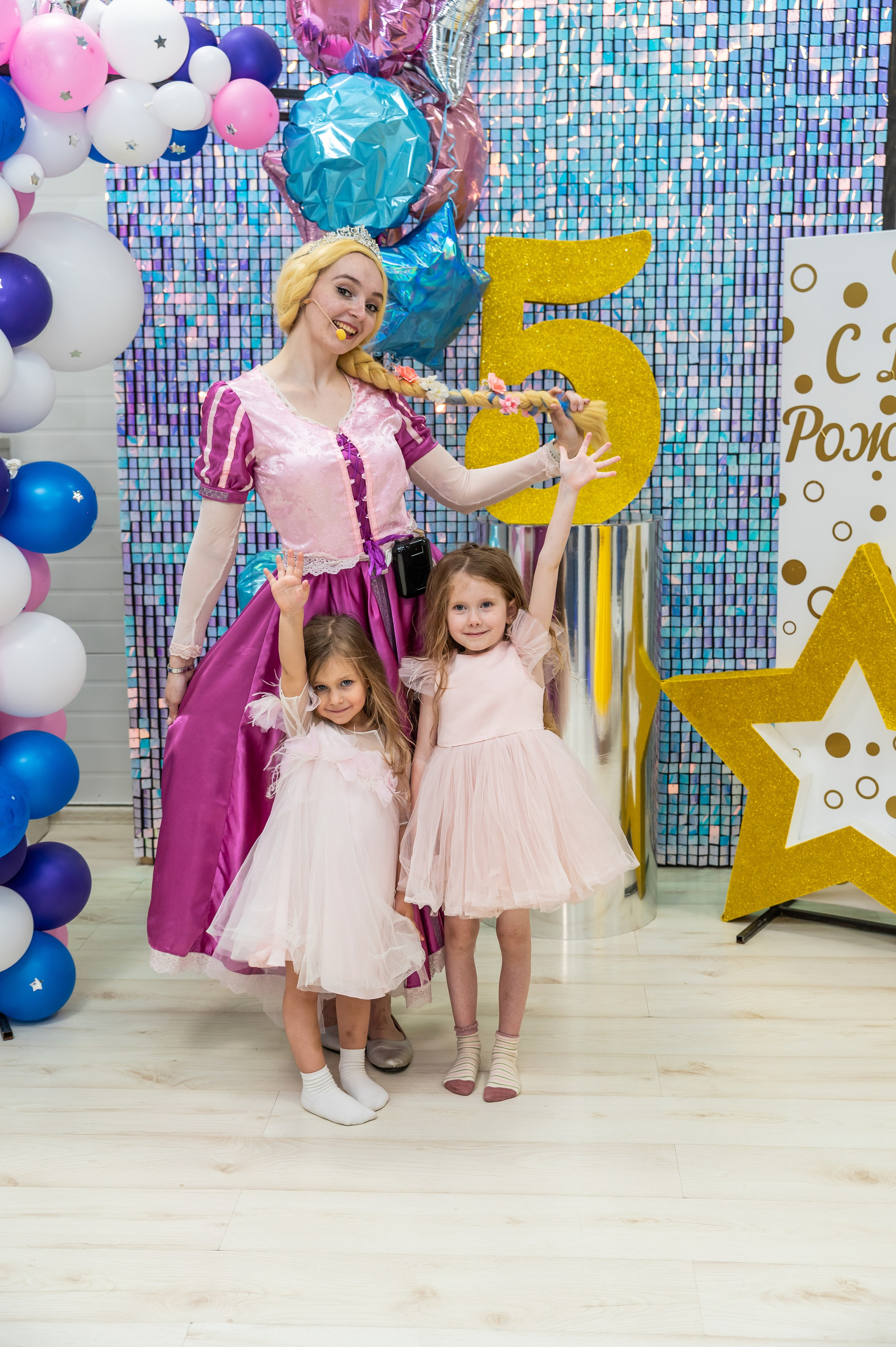 Игротека Ниндзя Кидс. Я Ольга Казанцева, фотографирую снимаю ваши киноистории и печатаю фото и цифровые портреты на холсте