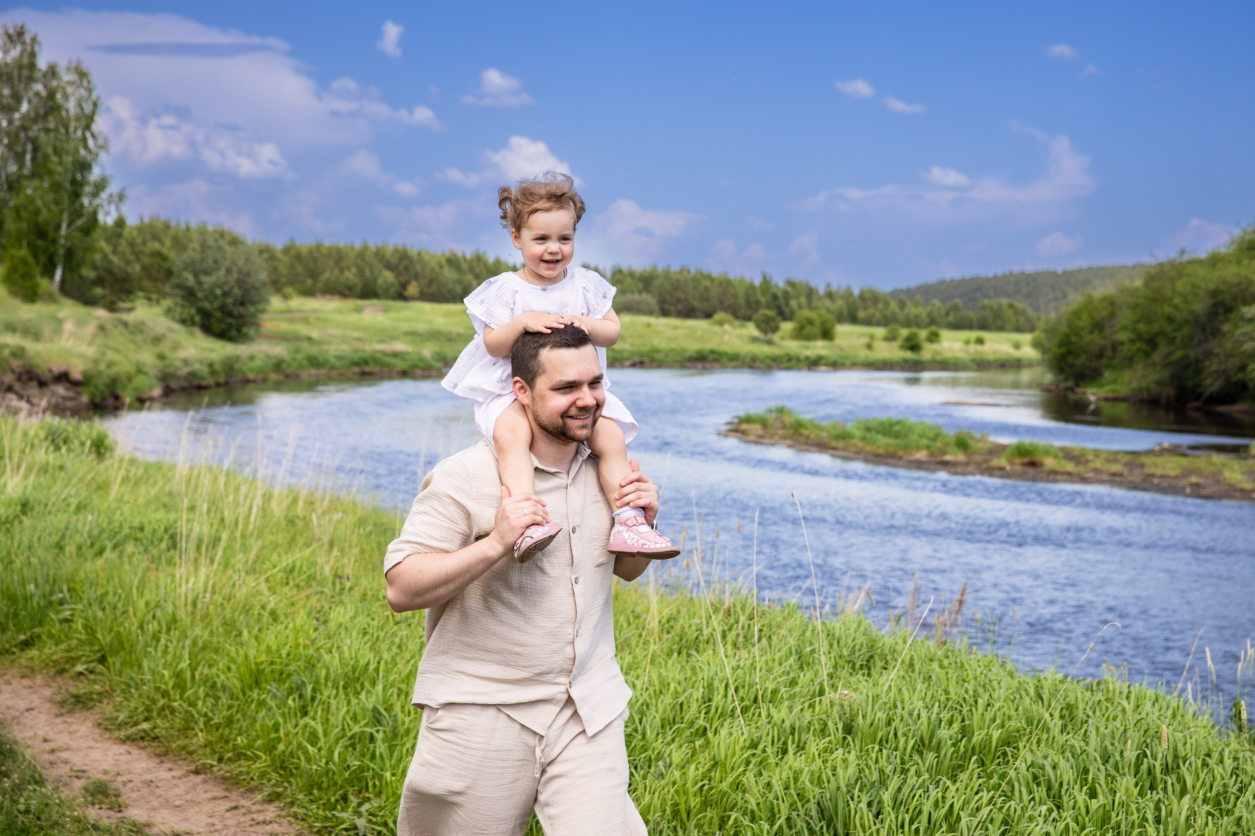 Семейные фотосъёмки. Свадебный, семейный видеограф и фотограф в Екатеринбурге Николай Рыков