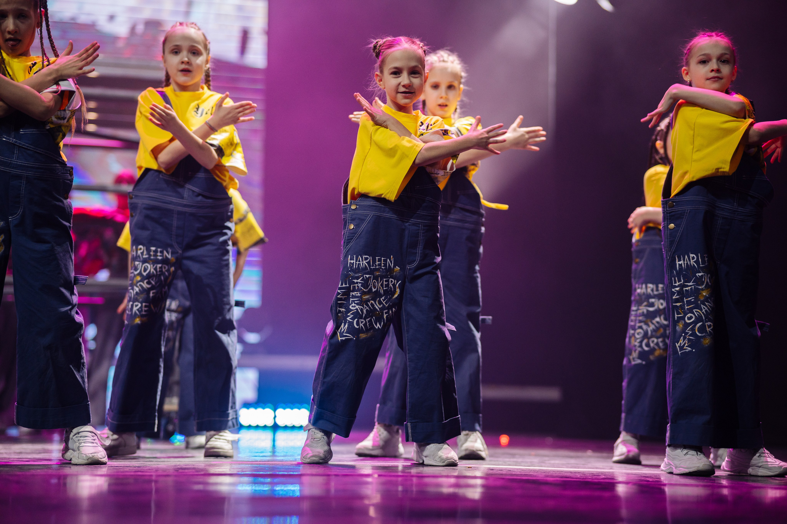 Harleen Joker's dance studio. Репортажный фотограф Красноярск Алекс Чампакхам