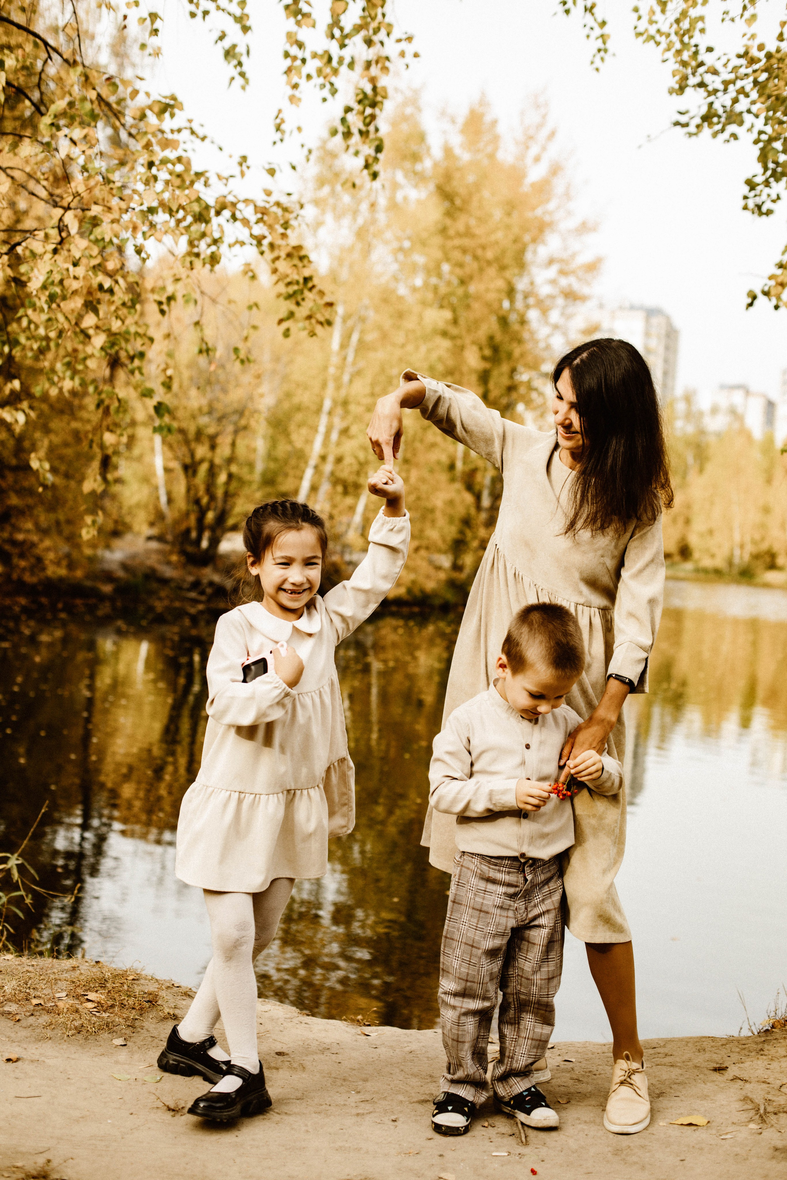 Земснаряд осенний. Фотограф в Нижнем Новгороде