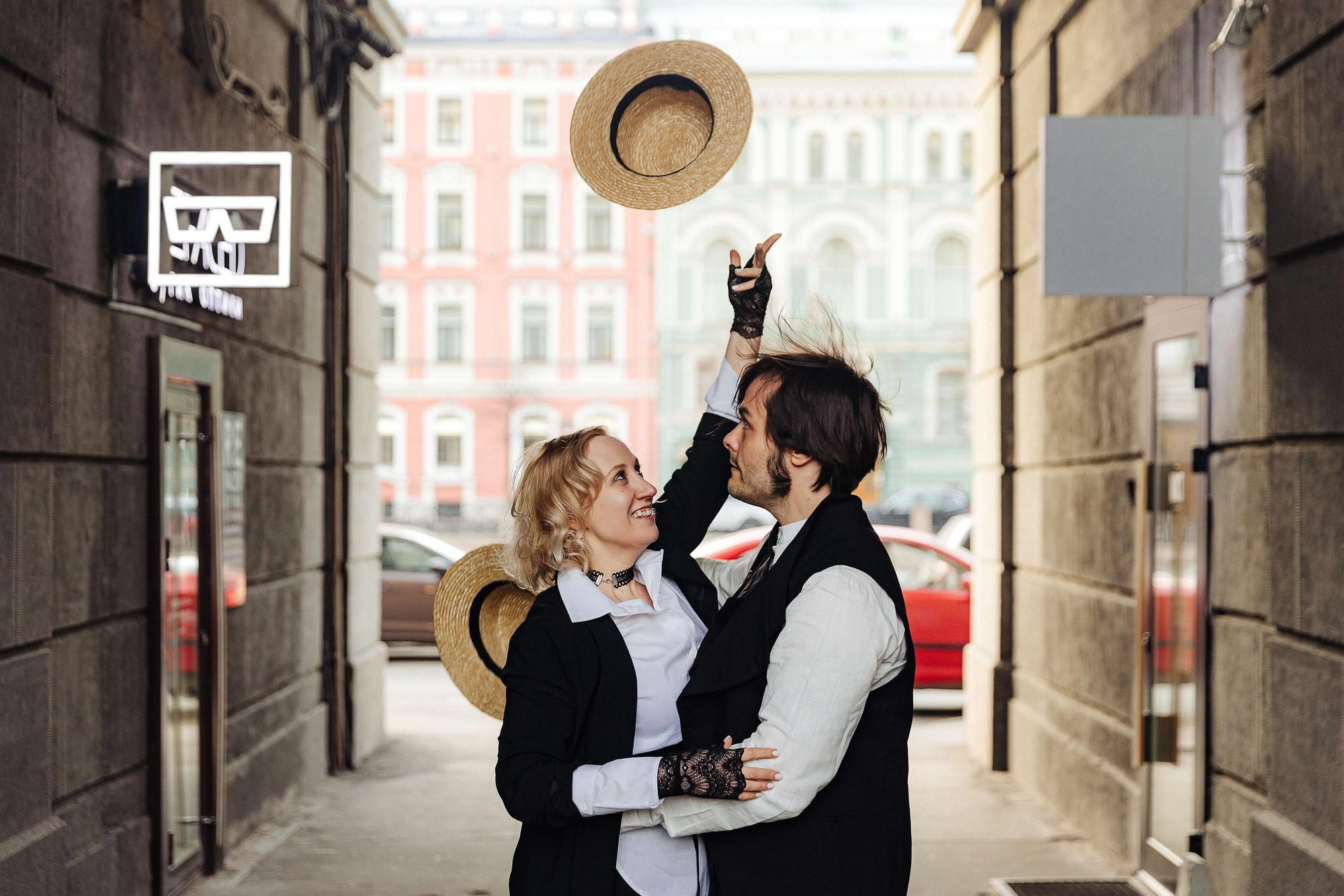 Фотосессия лав стори Вани и Рины в СПб