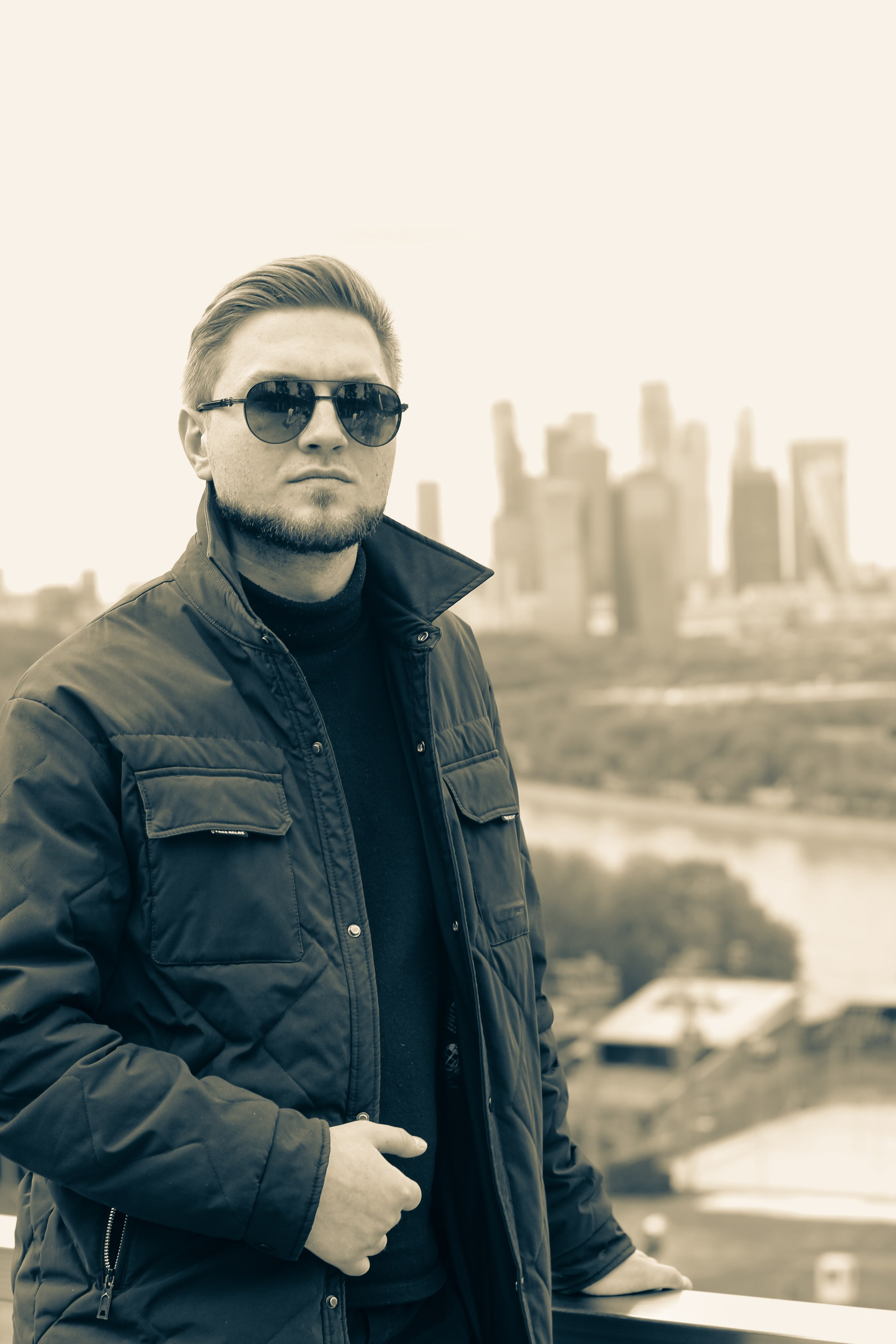 Матвей, Фотопрогулка Воробьевы горы в мае. Ваш личный фотограф в Москве Мила