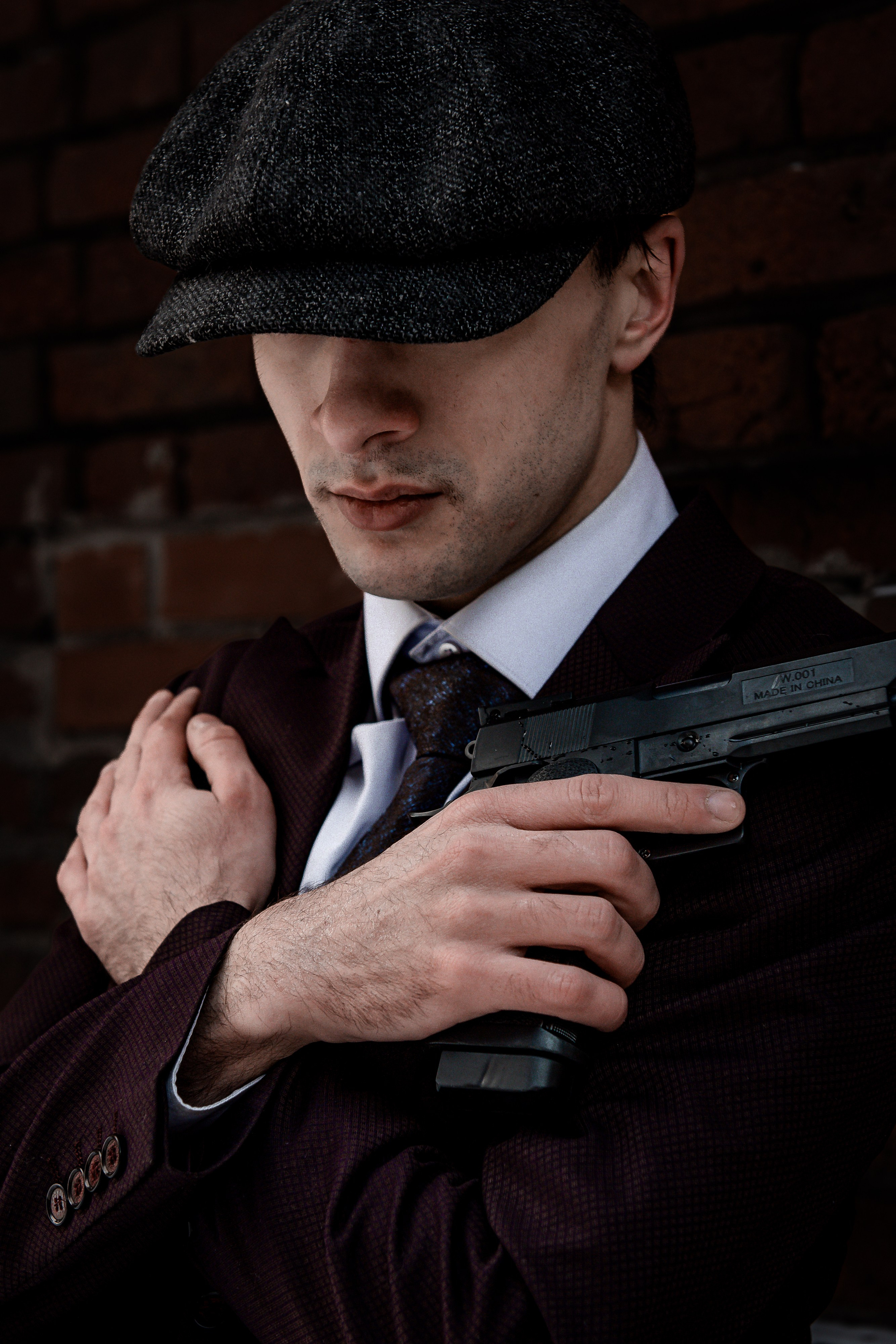 Острые козырьки. Фотограф в Москве Антонова Татьяна, снимаю мужской и женский портрет