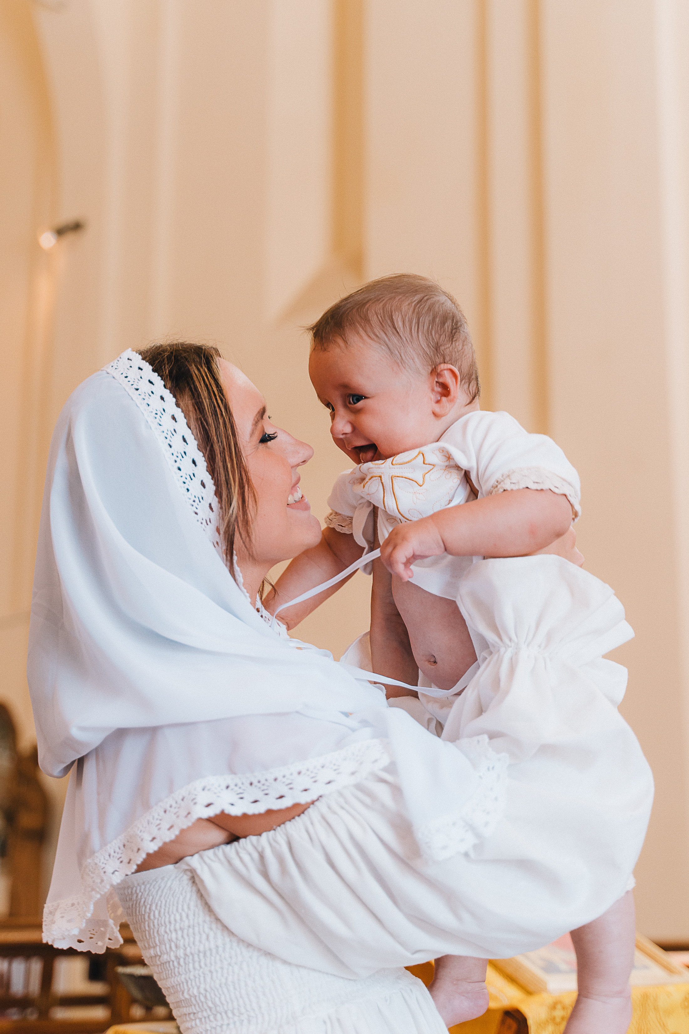 Battesimo gemelli. Family Lifestyle Photographer in Lucca, Italia