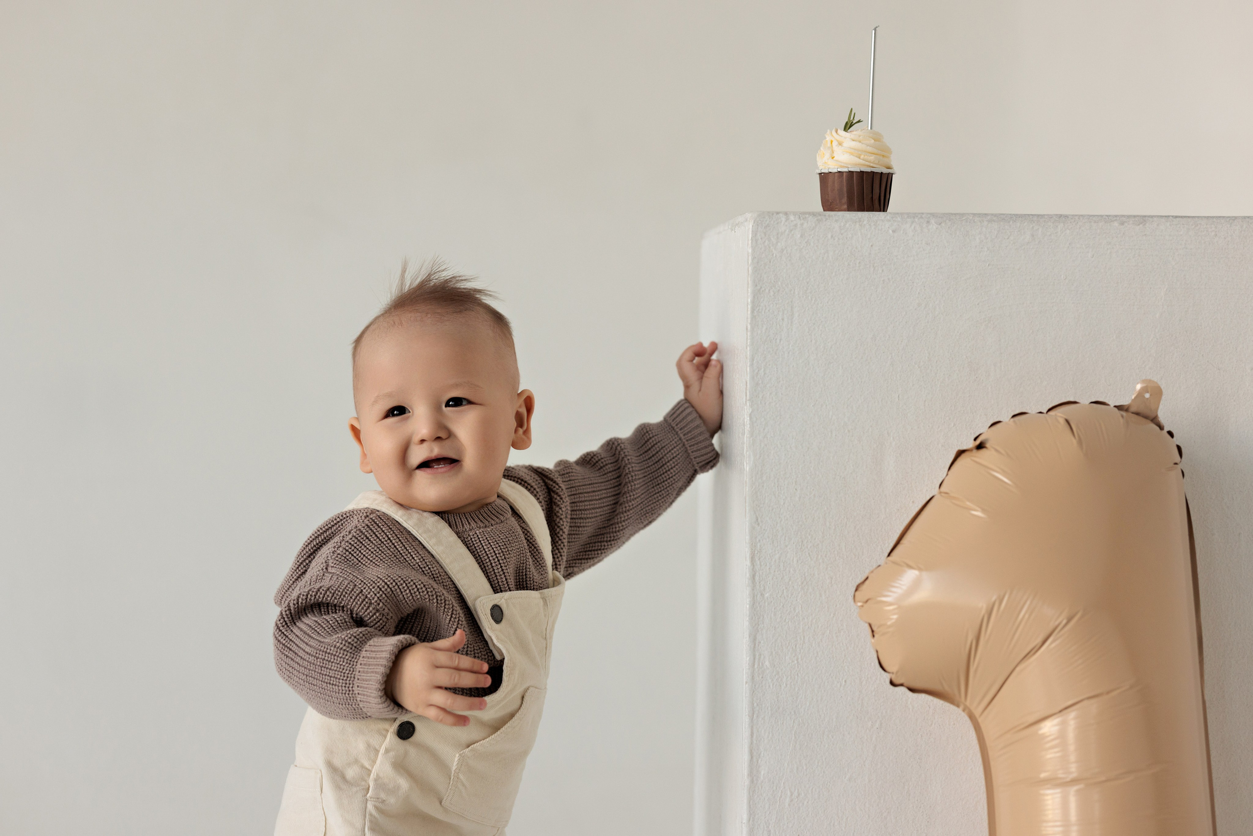 Дамиру 1 год. Детский и семейный фотограф в Чите Анастасия Шубина