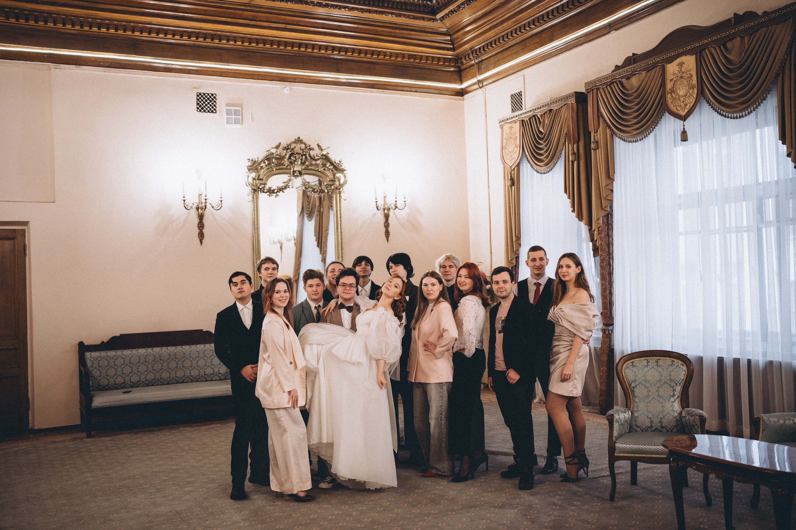 СВАДЕБНАЯ СЬЕМКА ВО ВТОРОМ ДВОРЦЕ С ГОСТЯМИ И ПРОГУЛКА В ТАВРИЧЕСКОМ САДУ. Профессиональный фотограф, Санкт-Петербург — Виктория Богомолова