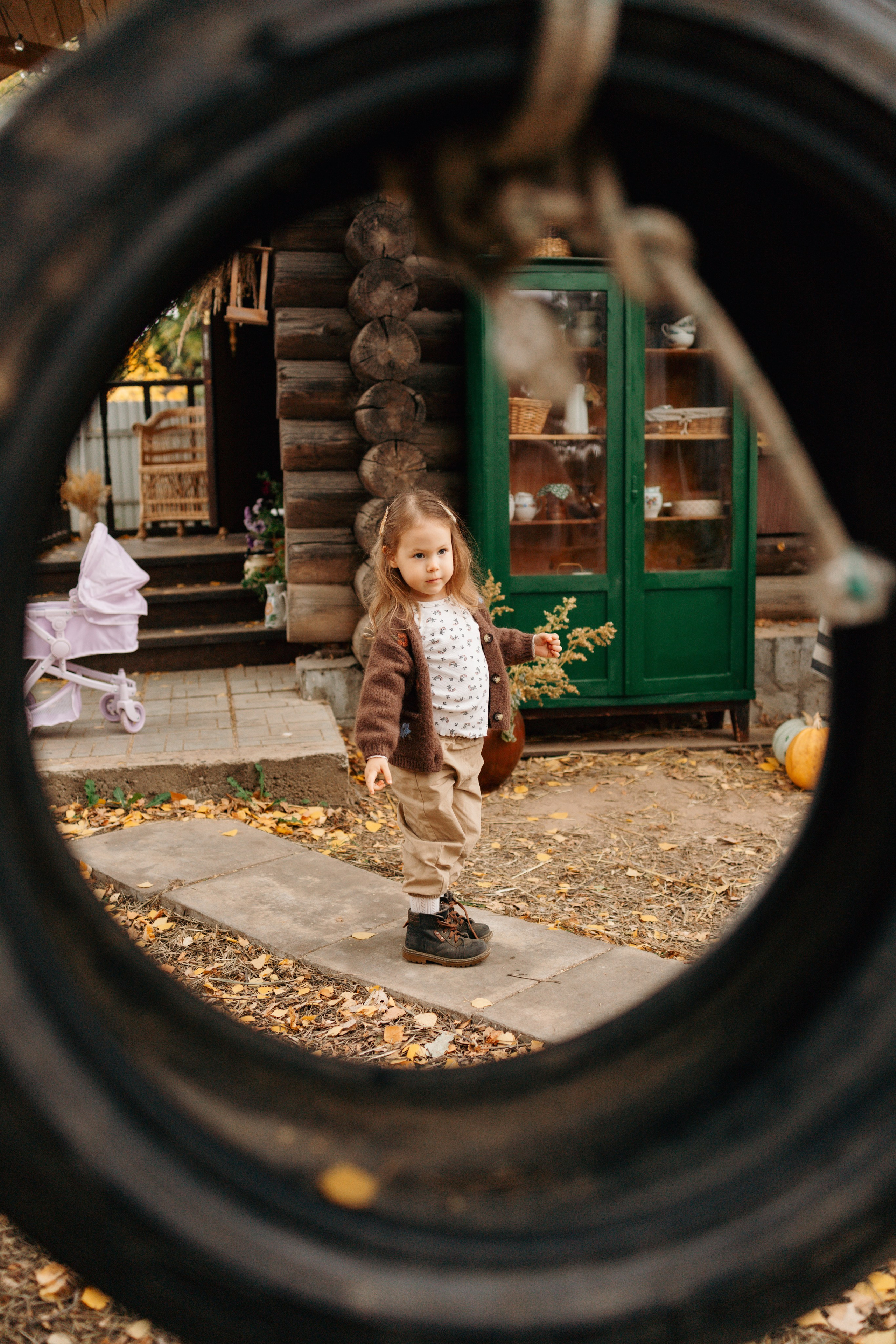 Осень в ладошках мамы. Ваш фотограф