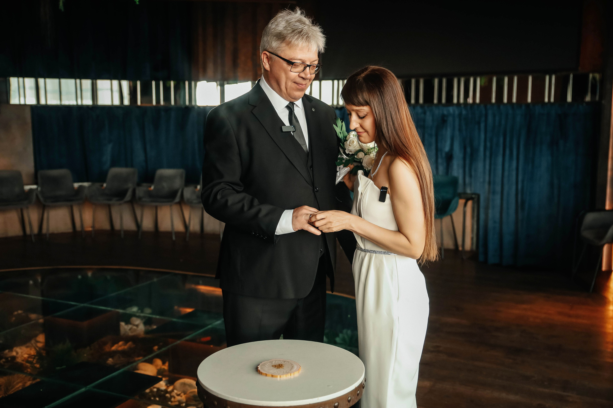 Свадебная фотосессия в Загсе Москва-Сити. Свадебный и семейный фотограф в Москве