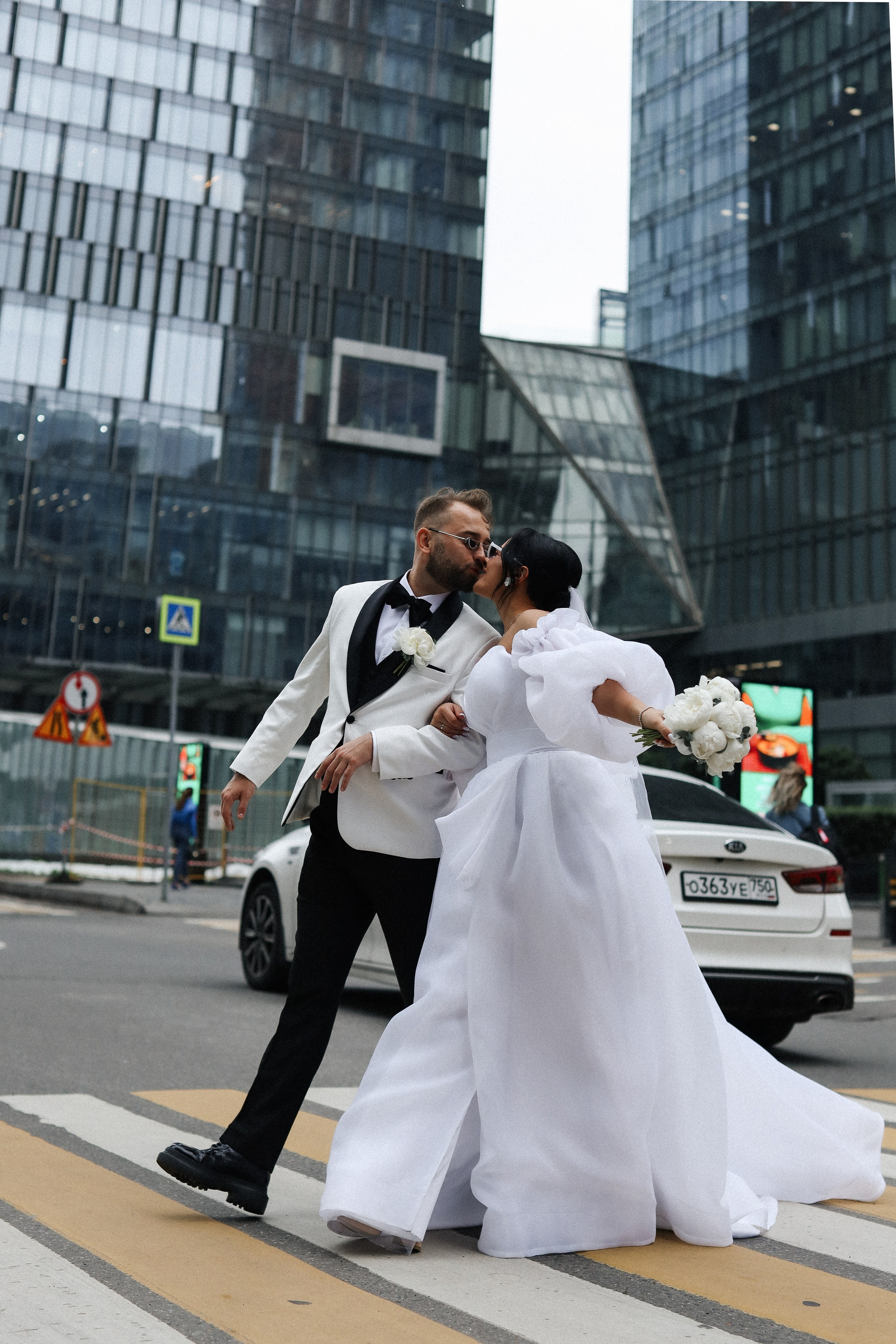 Т. + А. Роспись в Сити, прогулка по набережным Москвы. Семейный и lovestory фотограф в Москве Светлана Коняхина