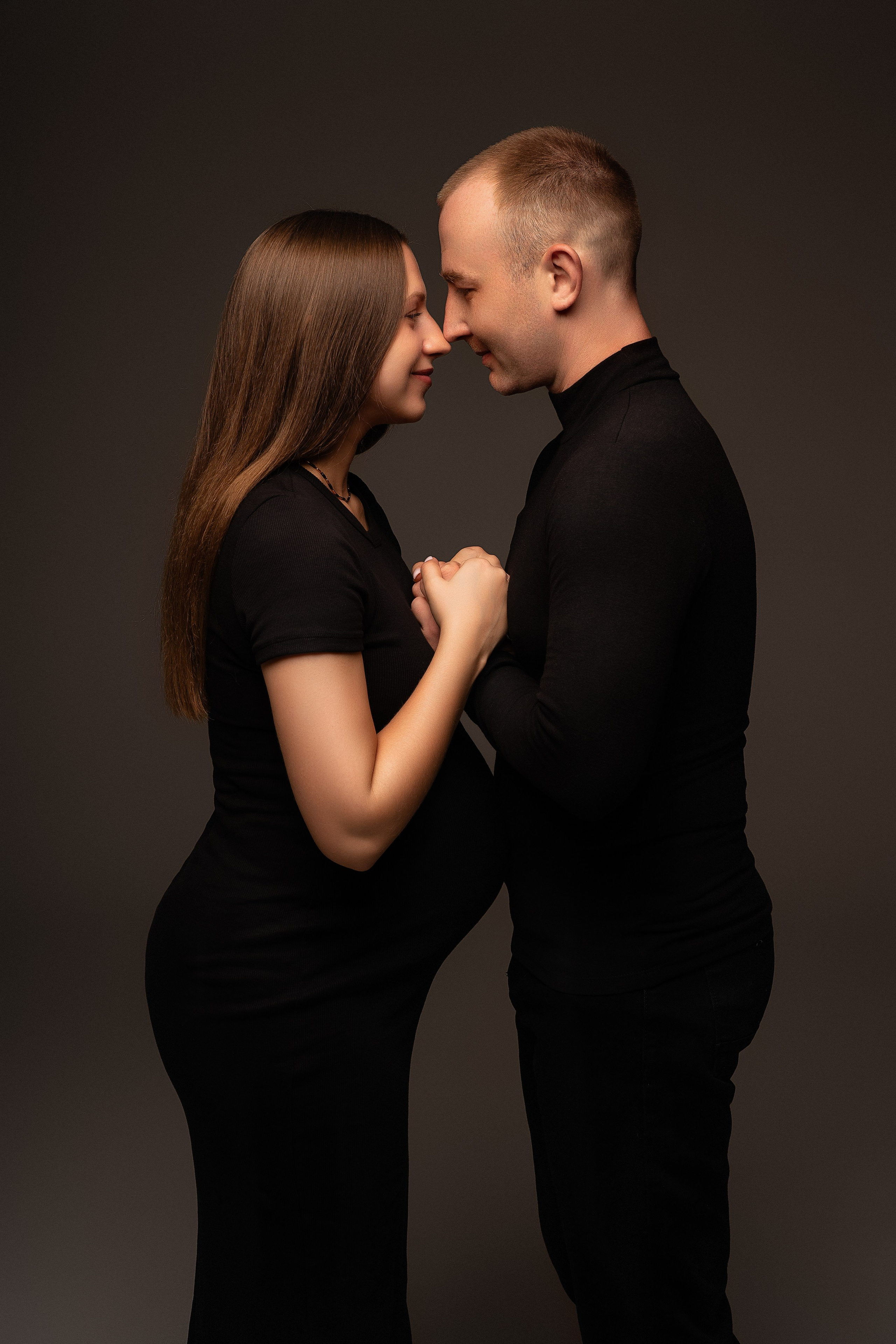 Беременность. Студийная съёмка. Фотограф беременности в Омске Татьяна Медведева