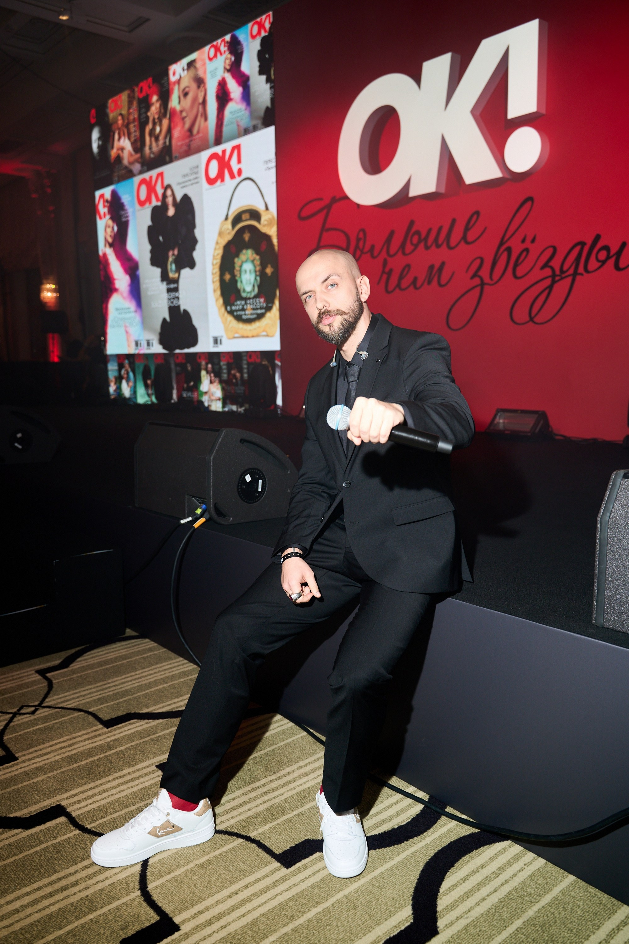 Светская хроника. Антон Чигляков -   профессиональный фотограф