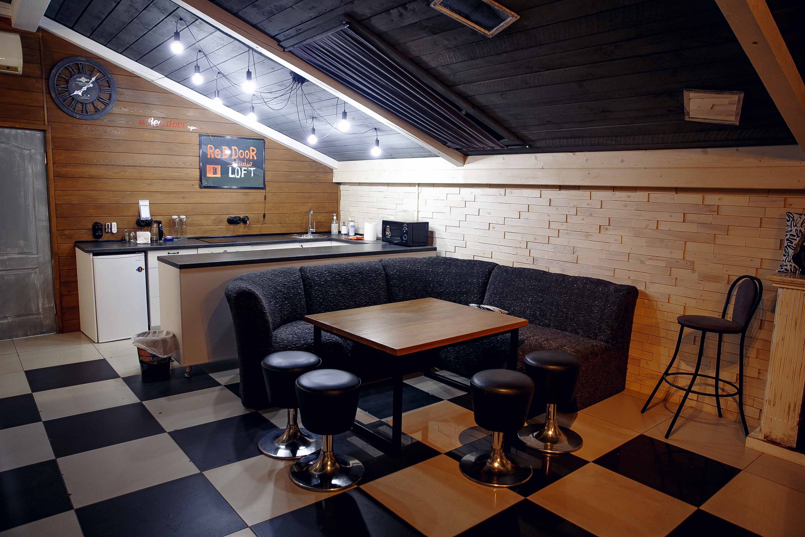 Студия «РЕД дор». Ваш репортажный фотограф Артемий Антонов